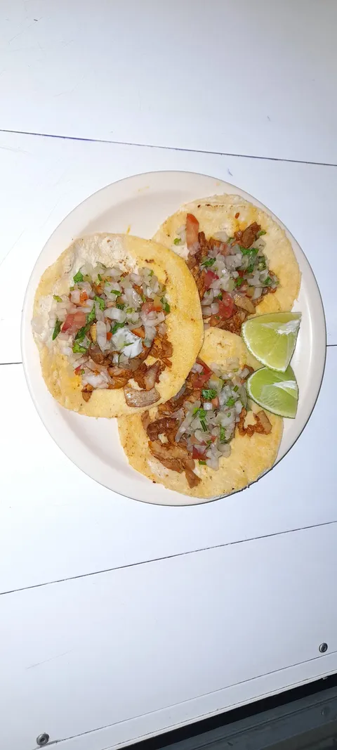 Taqueria "EL TORITO" image 1