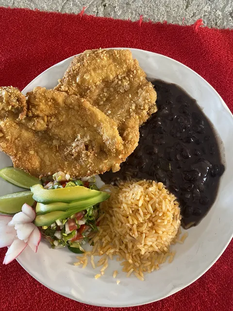 Las Cazuelas image 2