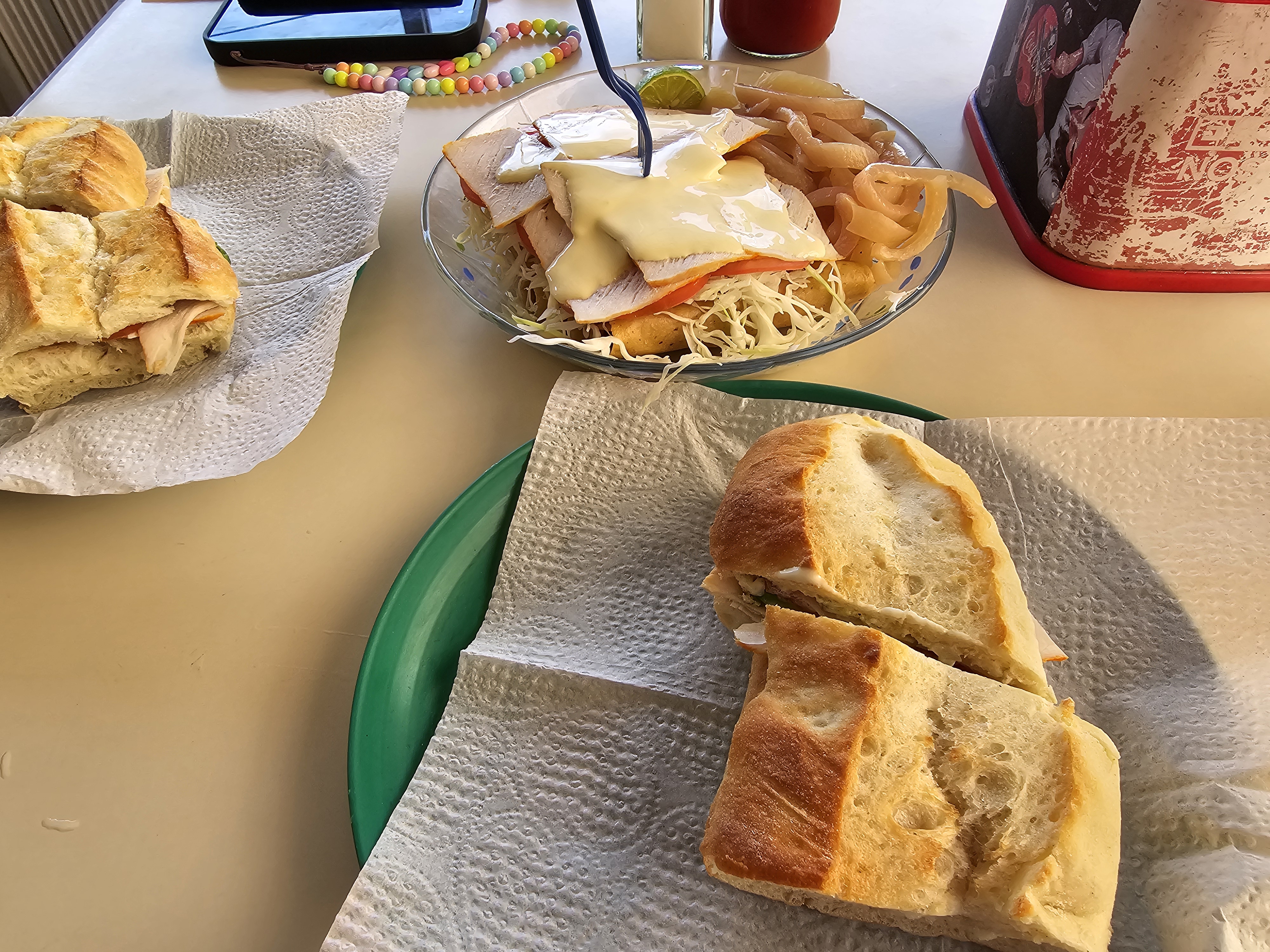 Loncheria Chivas image 4