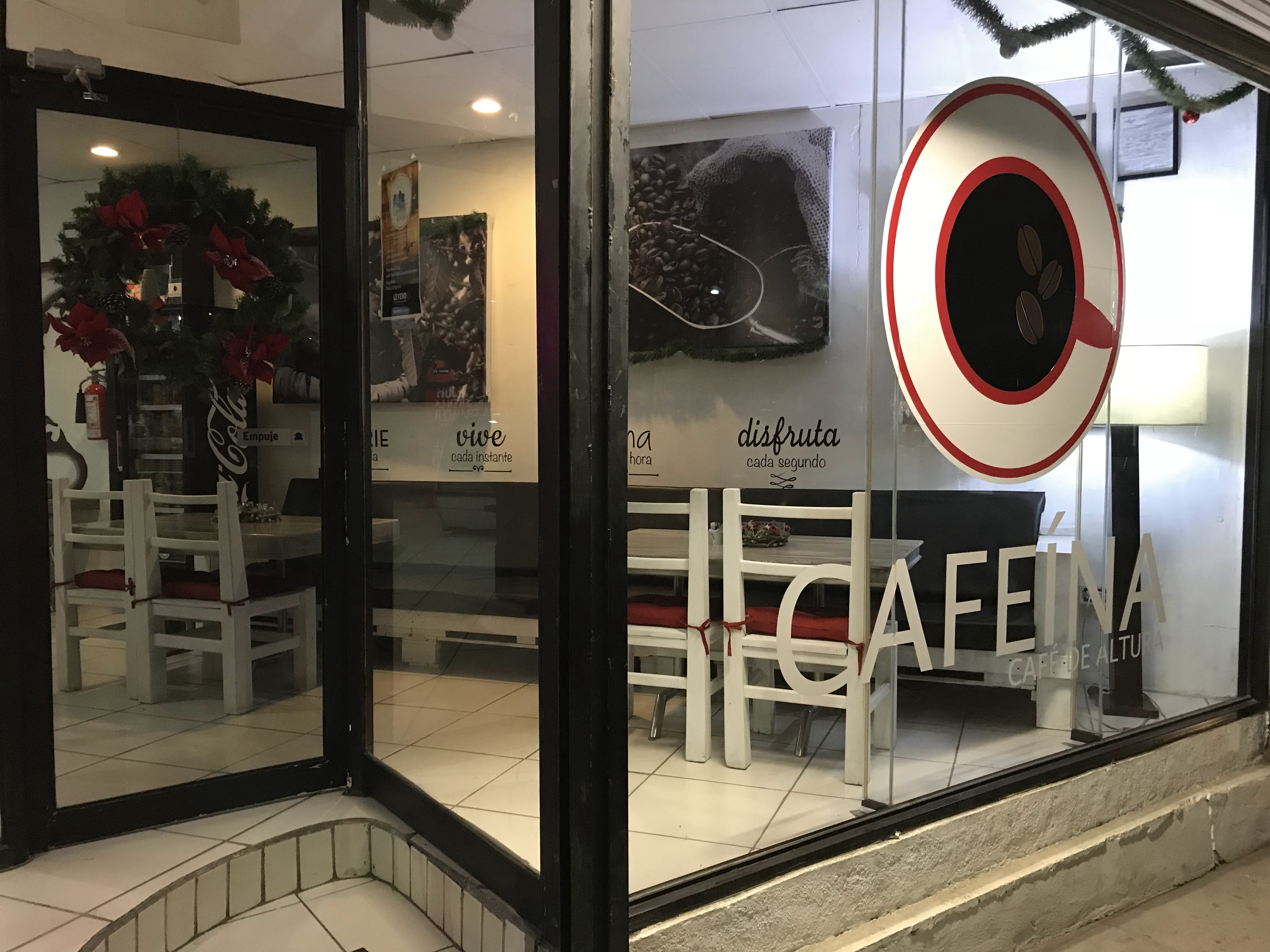 Cafeína restaurante & bar image 7