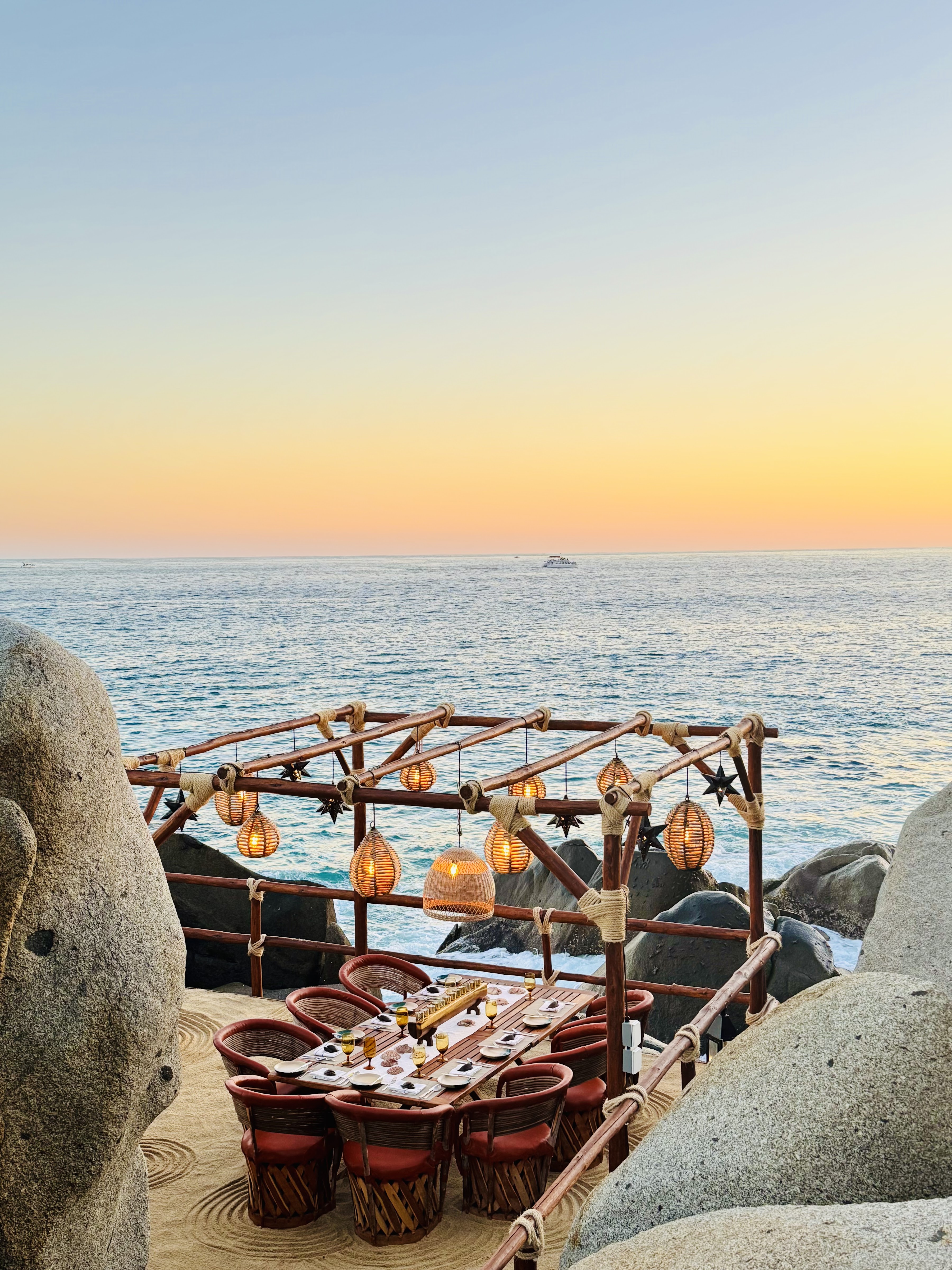 El Farallon image 10