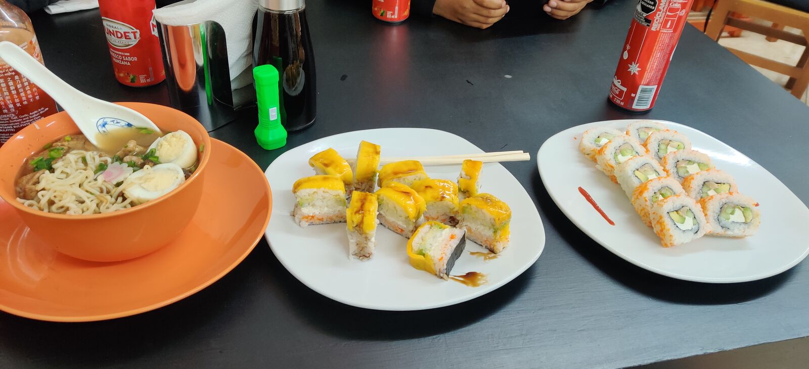 TAKUMI-TAI CHIAUTEMPAN ️ SUSHI COMIDA ORIENTAL image 7