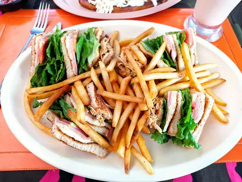 La Chata Restaurant image 8