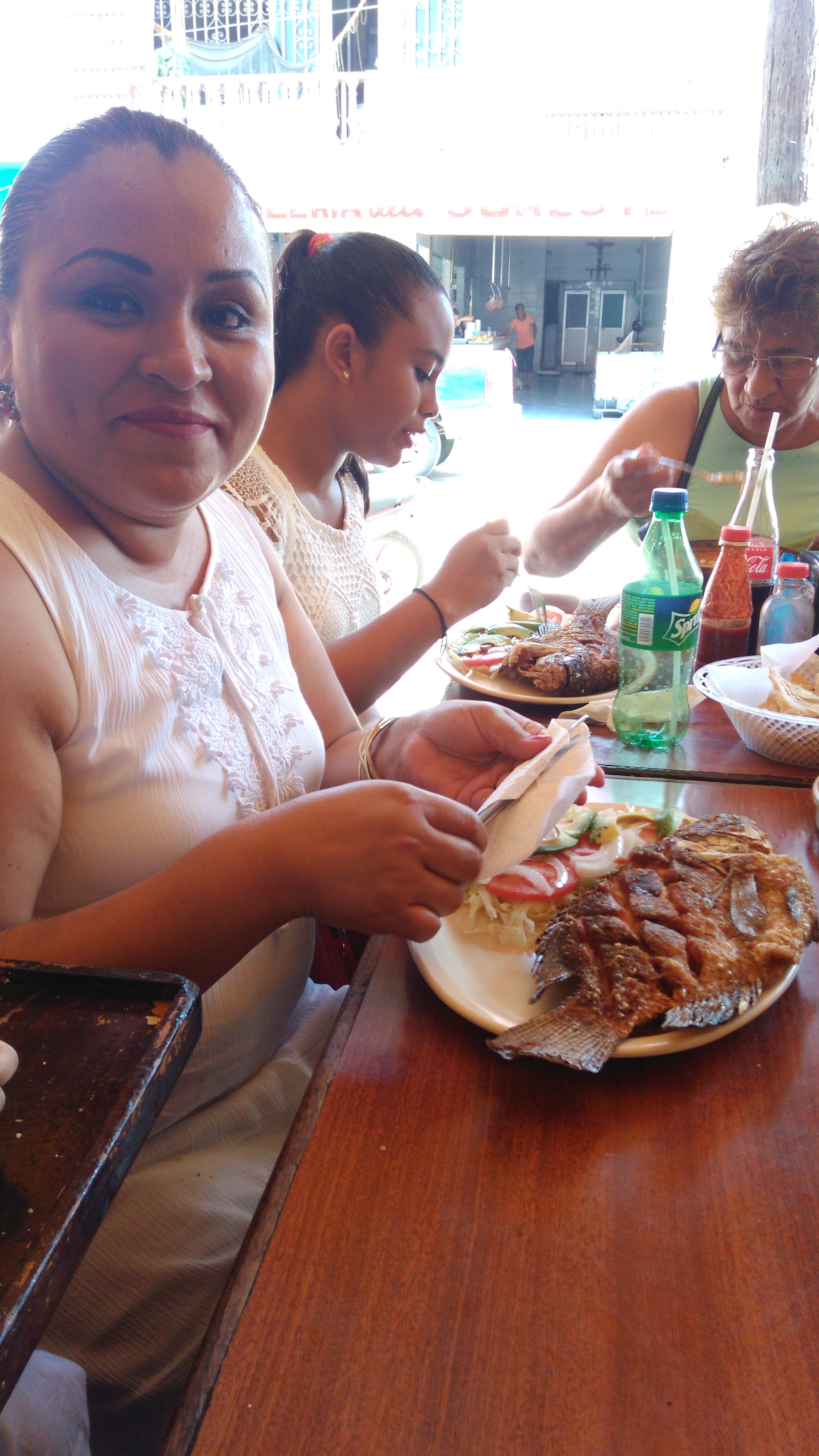 Coctelería "El Conchal" image 9