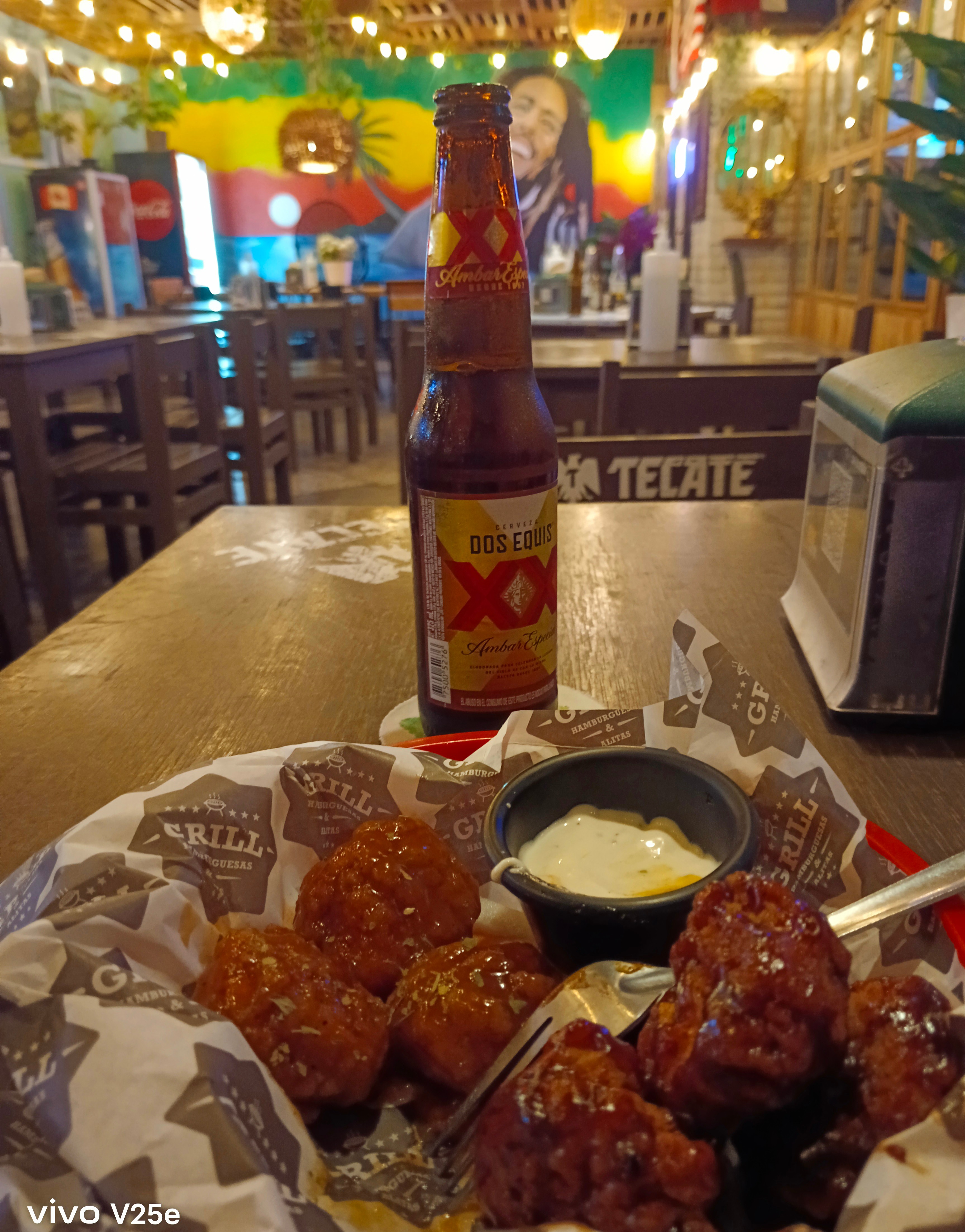 Grill Hamburguesas y Alitas image 5