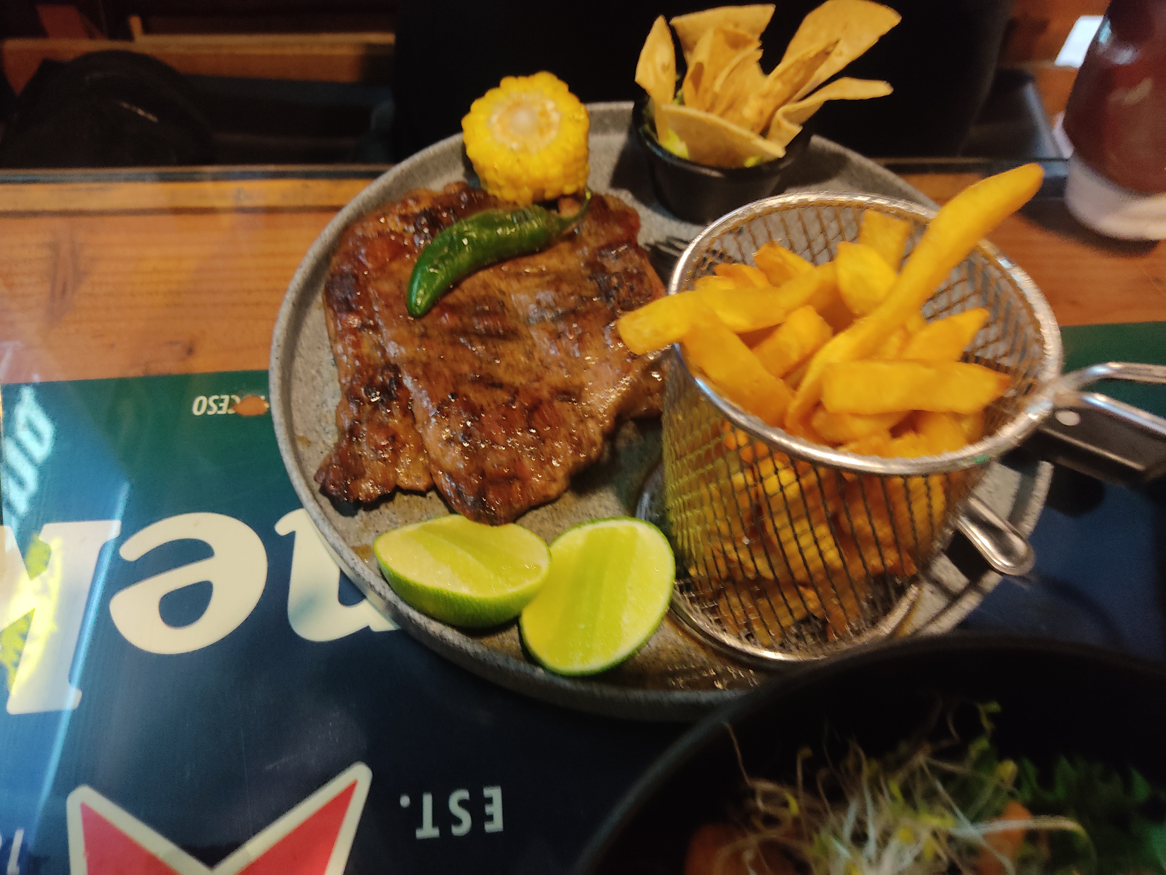 Grill Hamburguesas y Alitas image 9