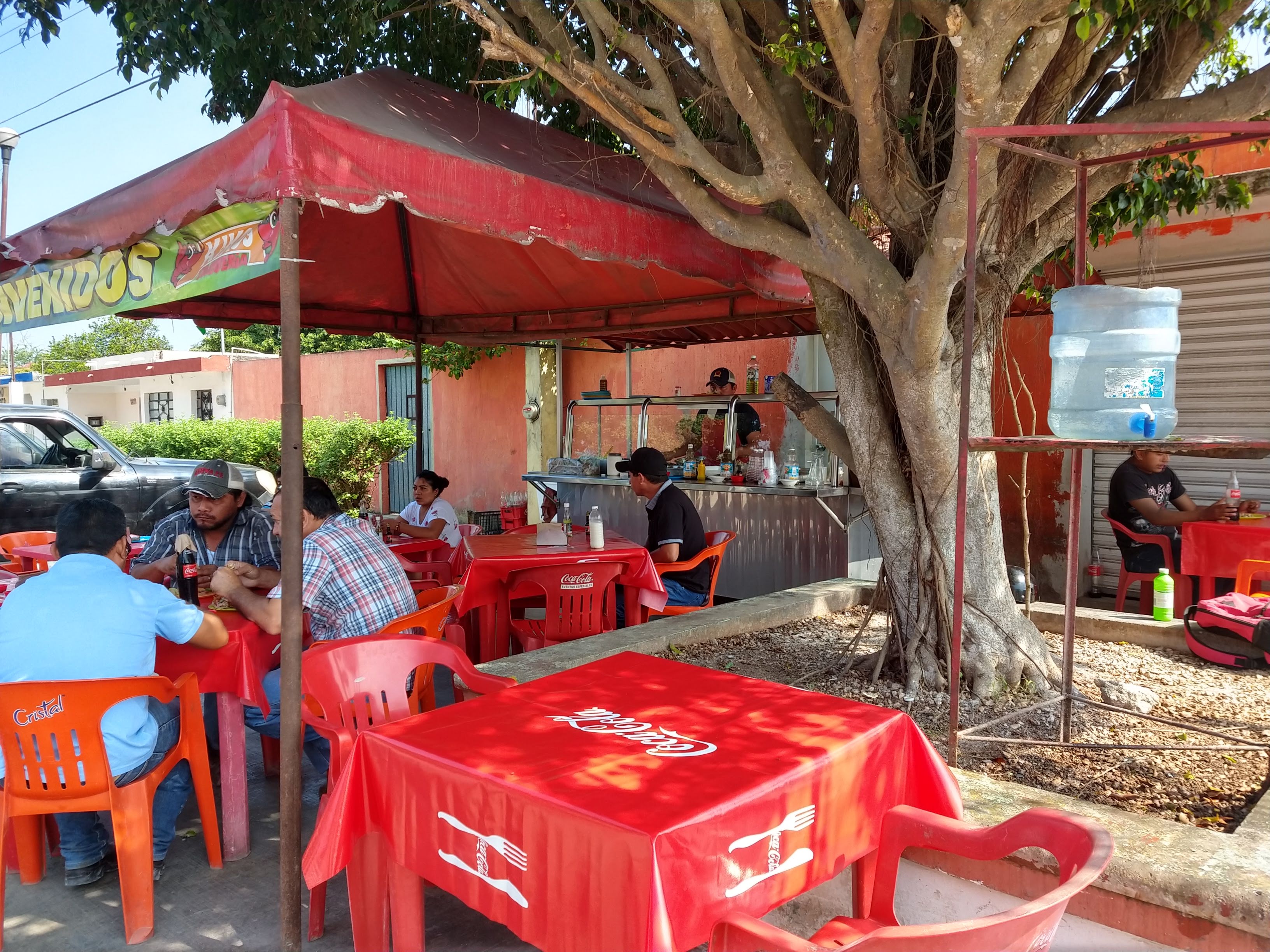 Taqueria kikos image 1