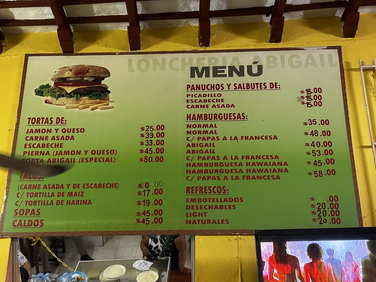 Lonchería Abigail image 10