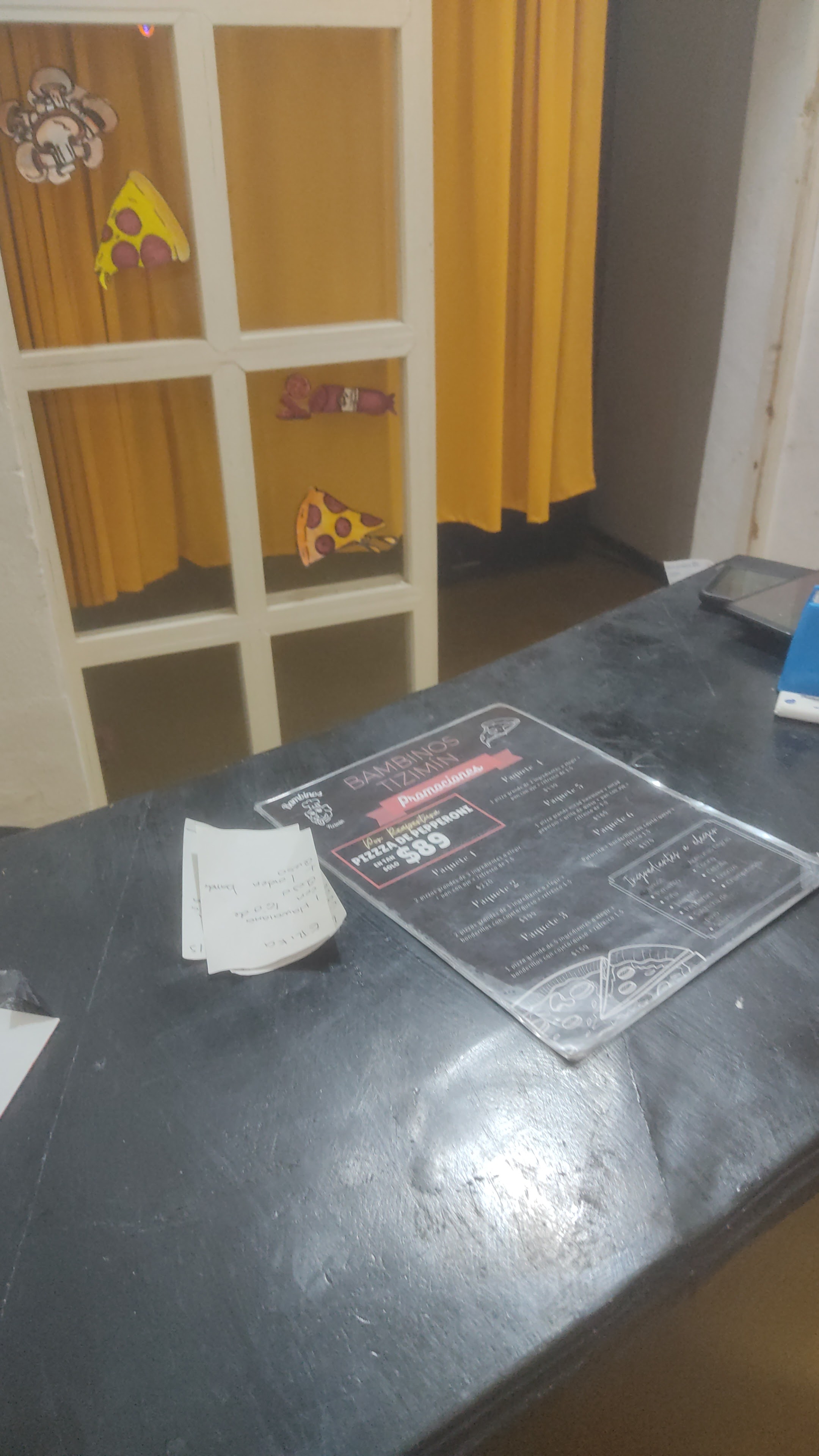 Pizzería Bambinos image 1