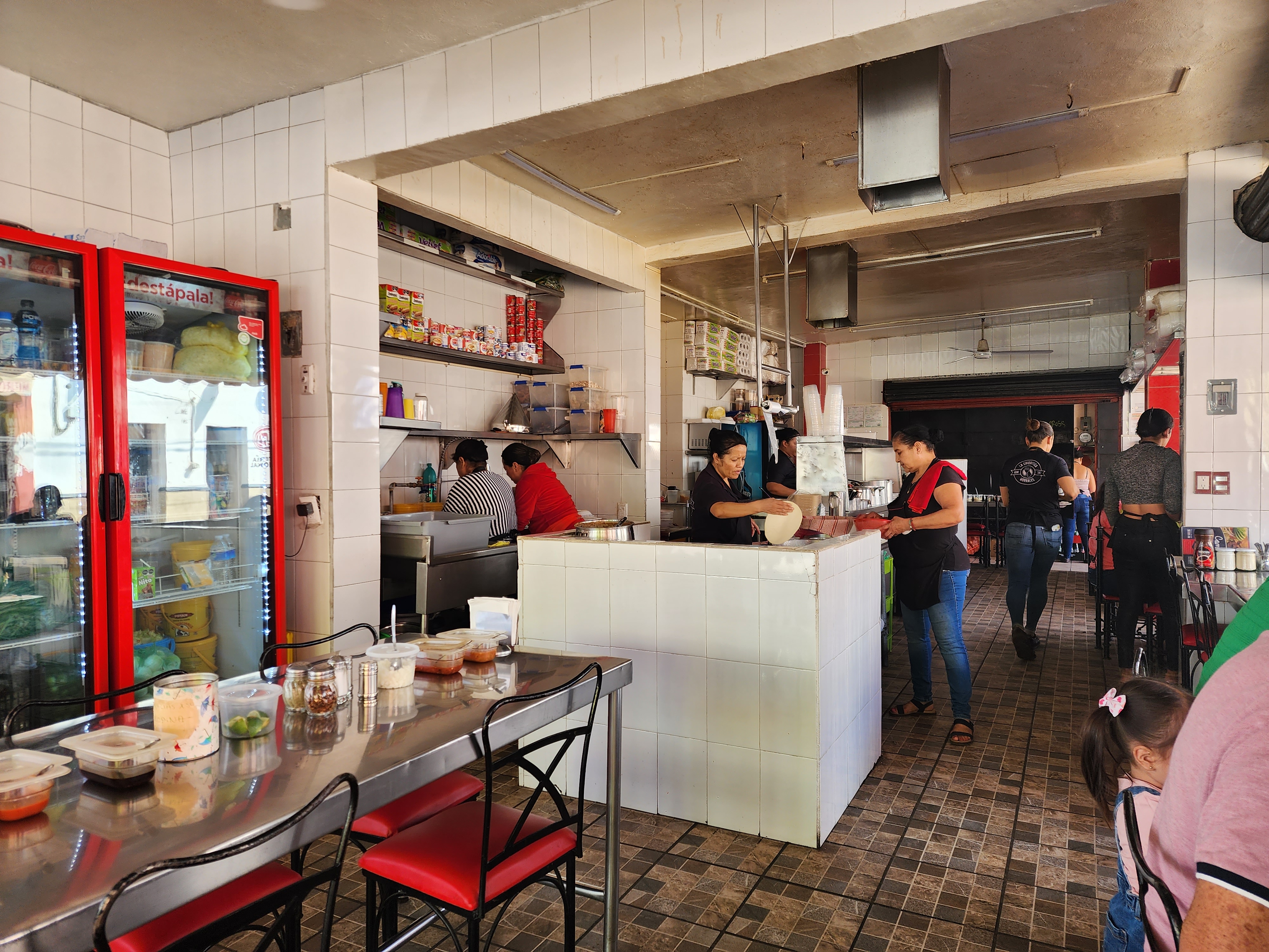 La Chiquitica Morrales image 1