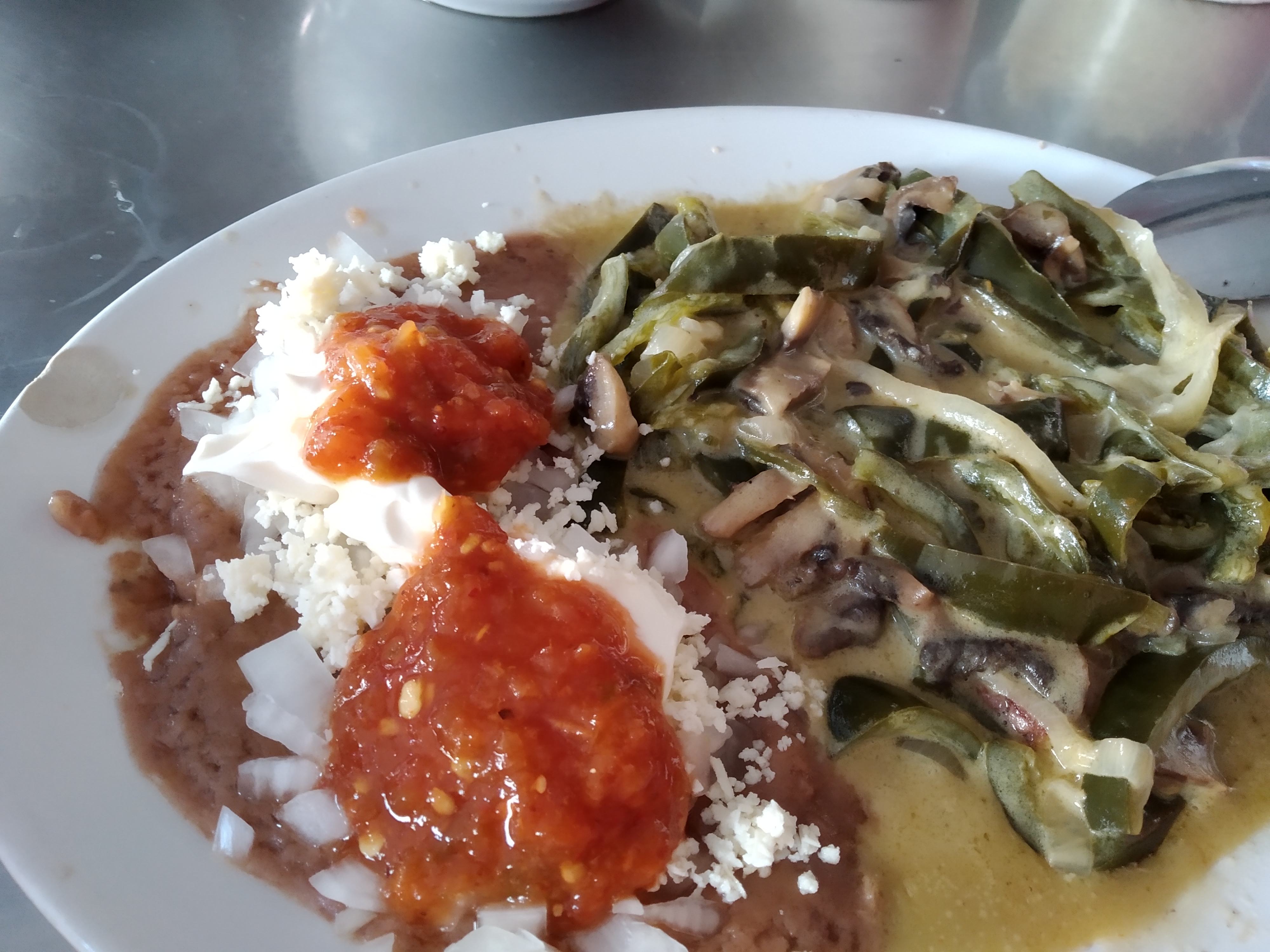 La Chiquitica Morrales image 8