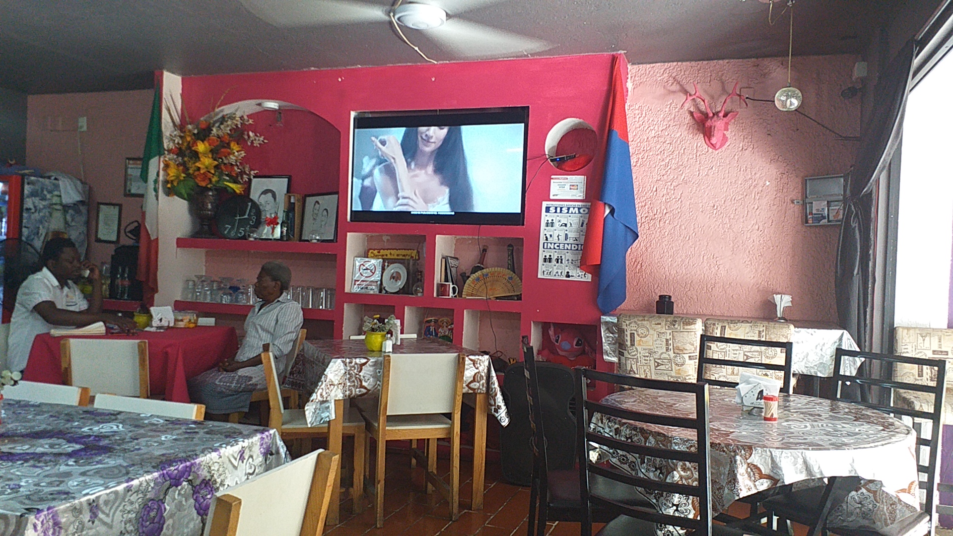 Restaurant Bonjour Autlan image 1