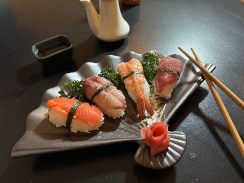 Sushi Inferno image 1