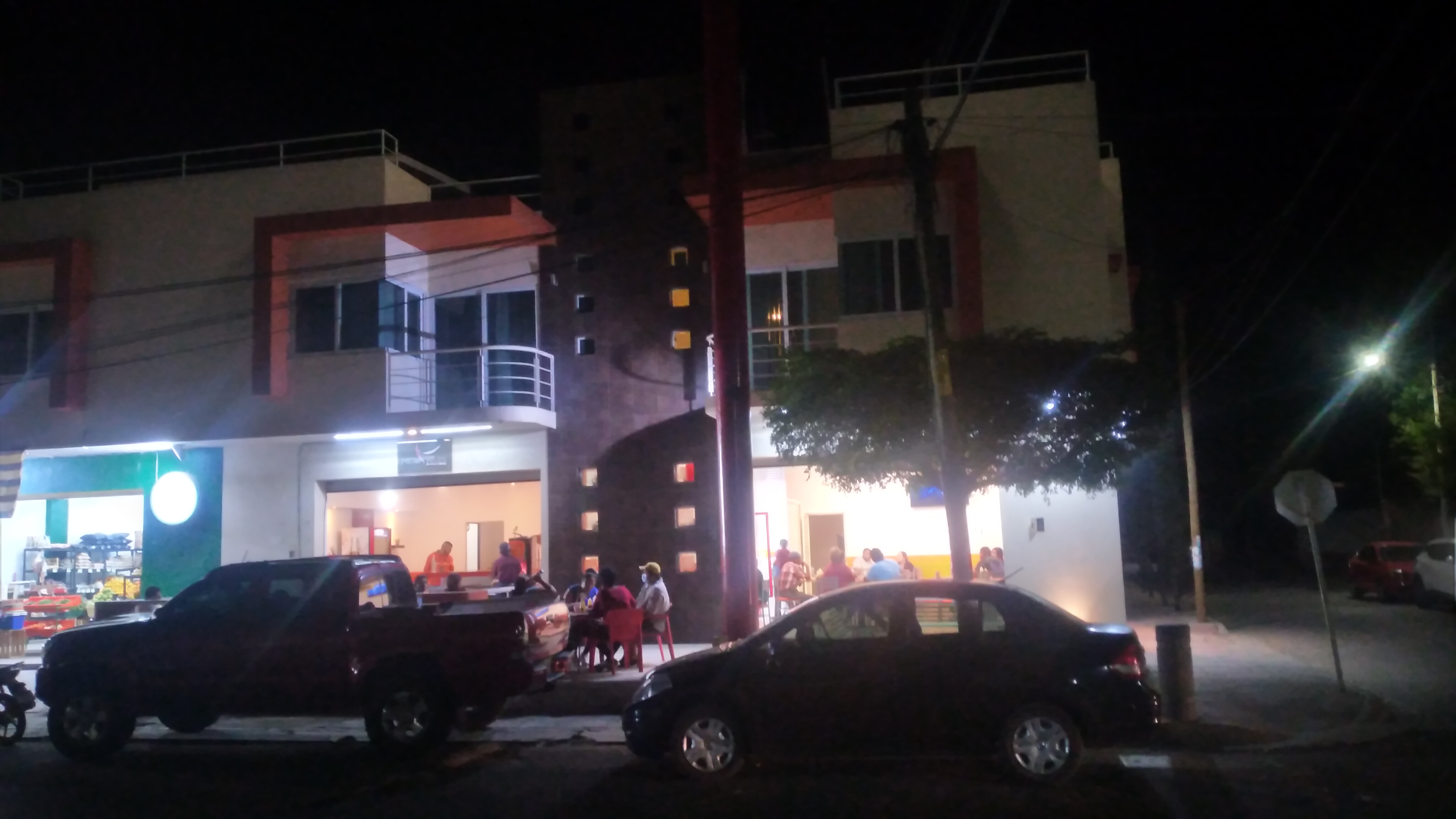 Taquería la flama image 7