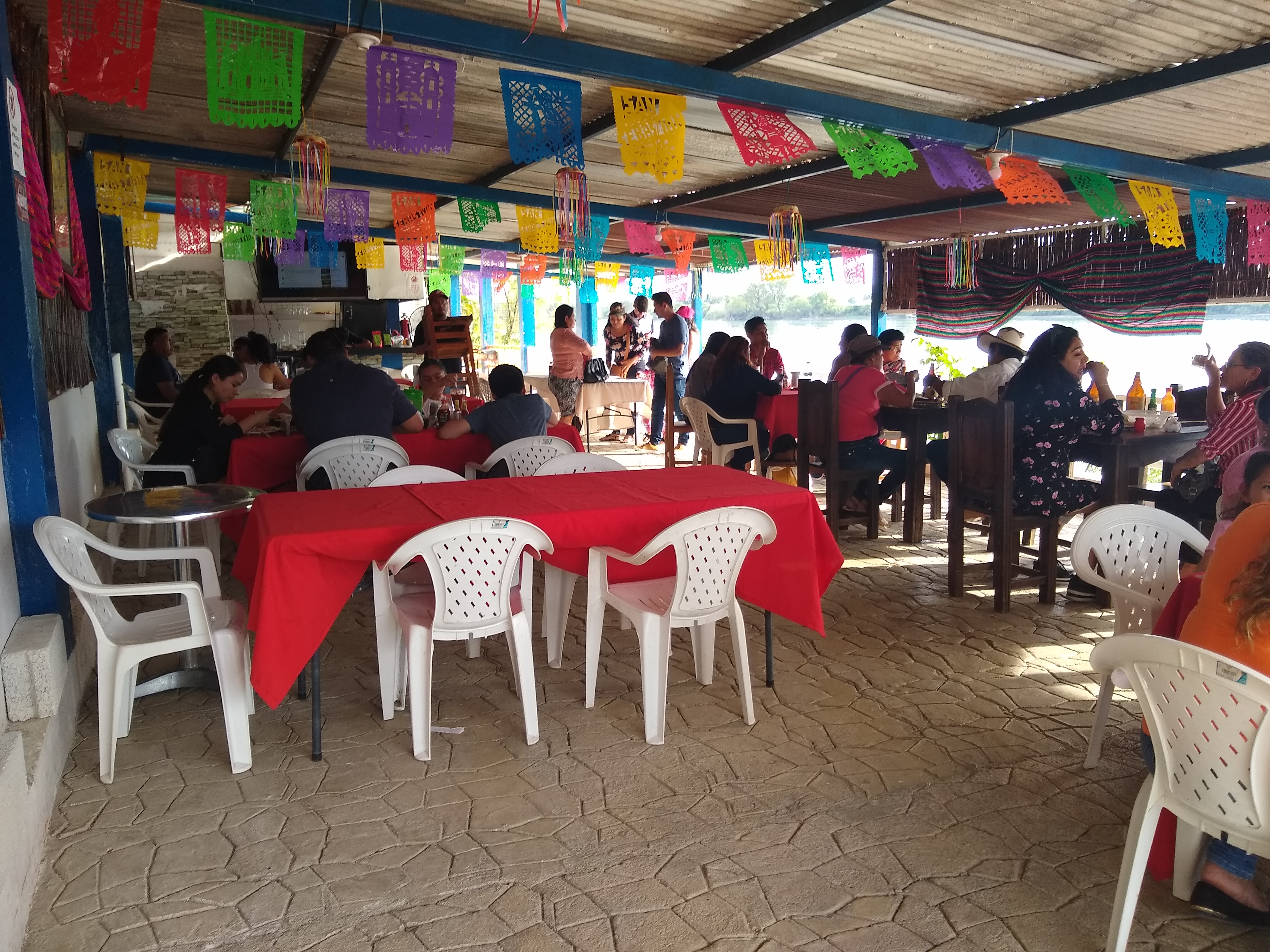 Restaurant el delfin image 1