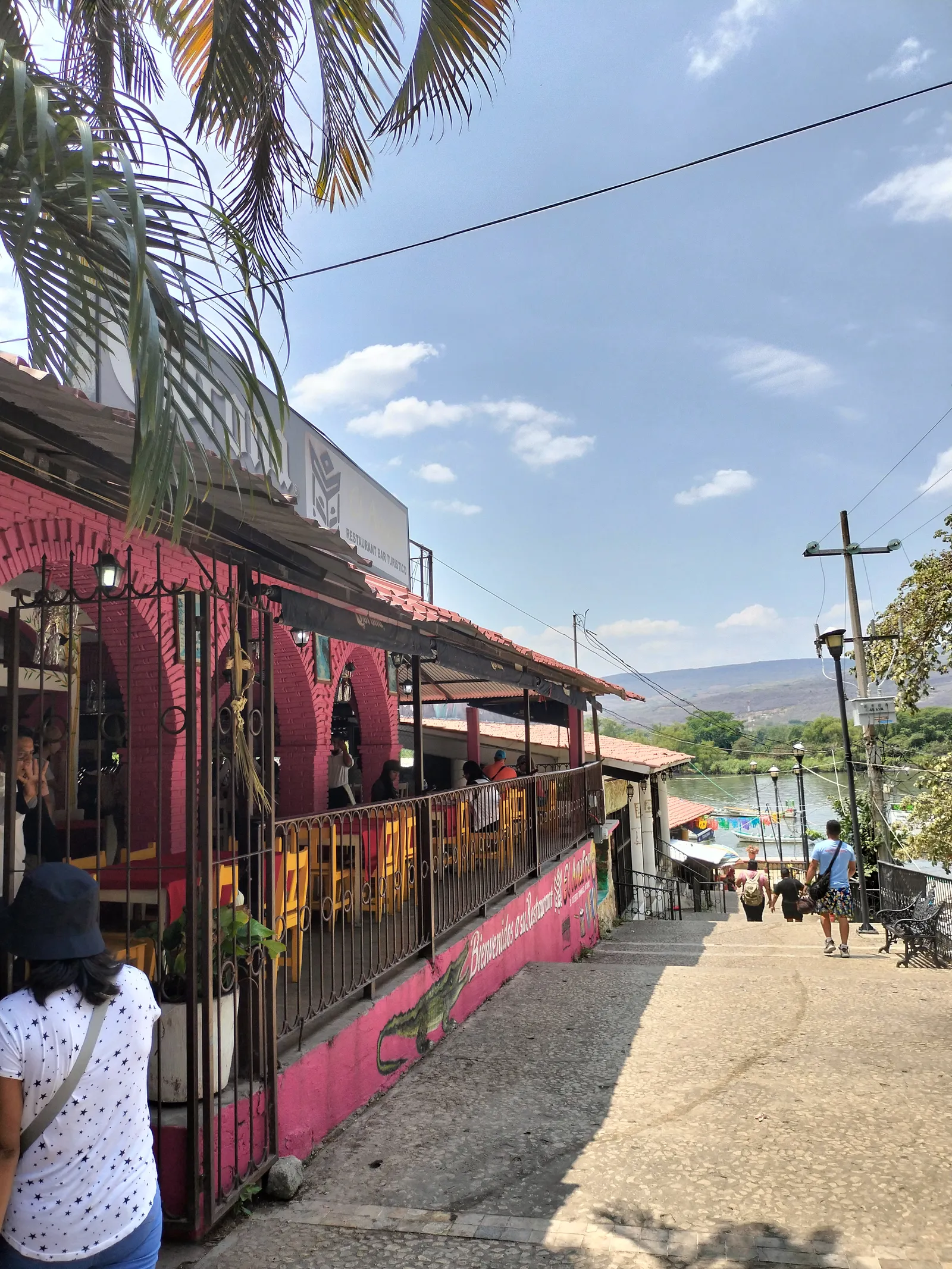 El Anafre image 4