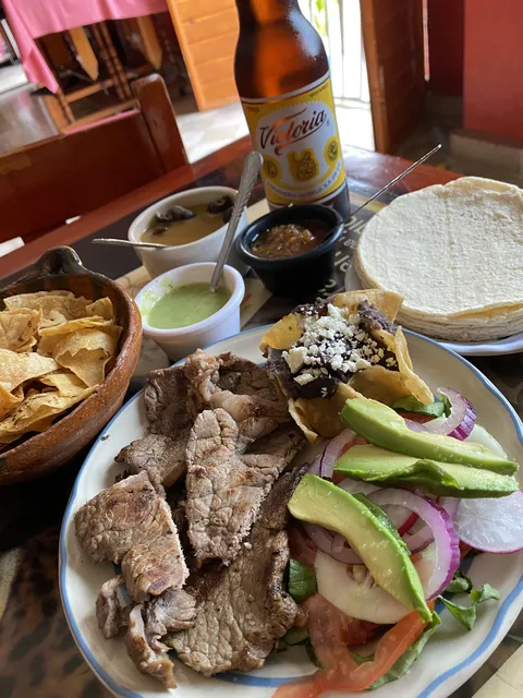 Don Carbón image 2