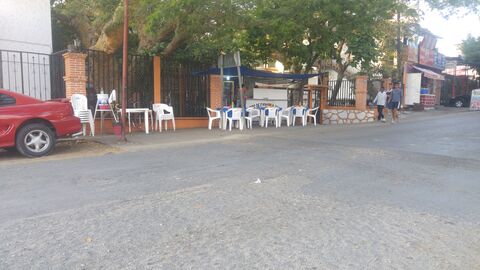 Tacos El Costeño image 1