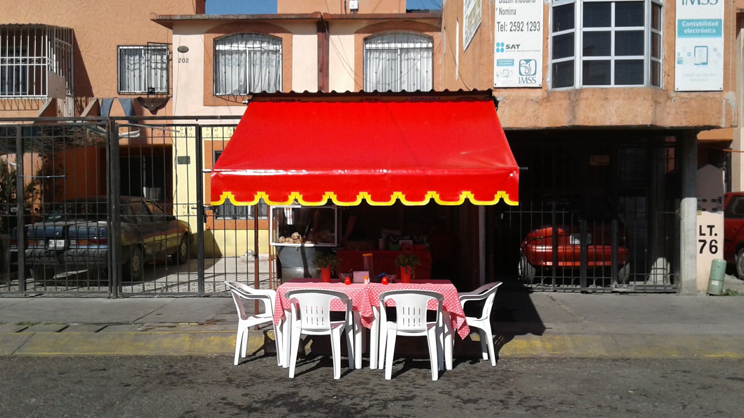 Carnitas Los Pinucos image 1