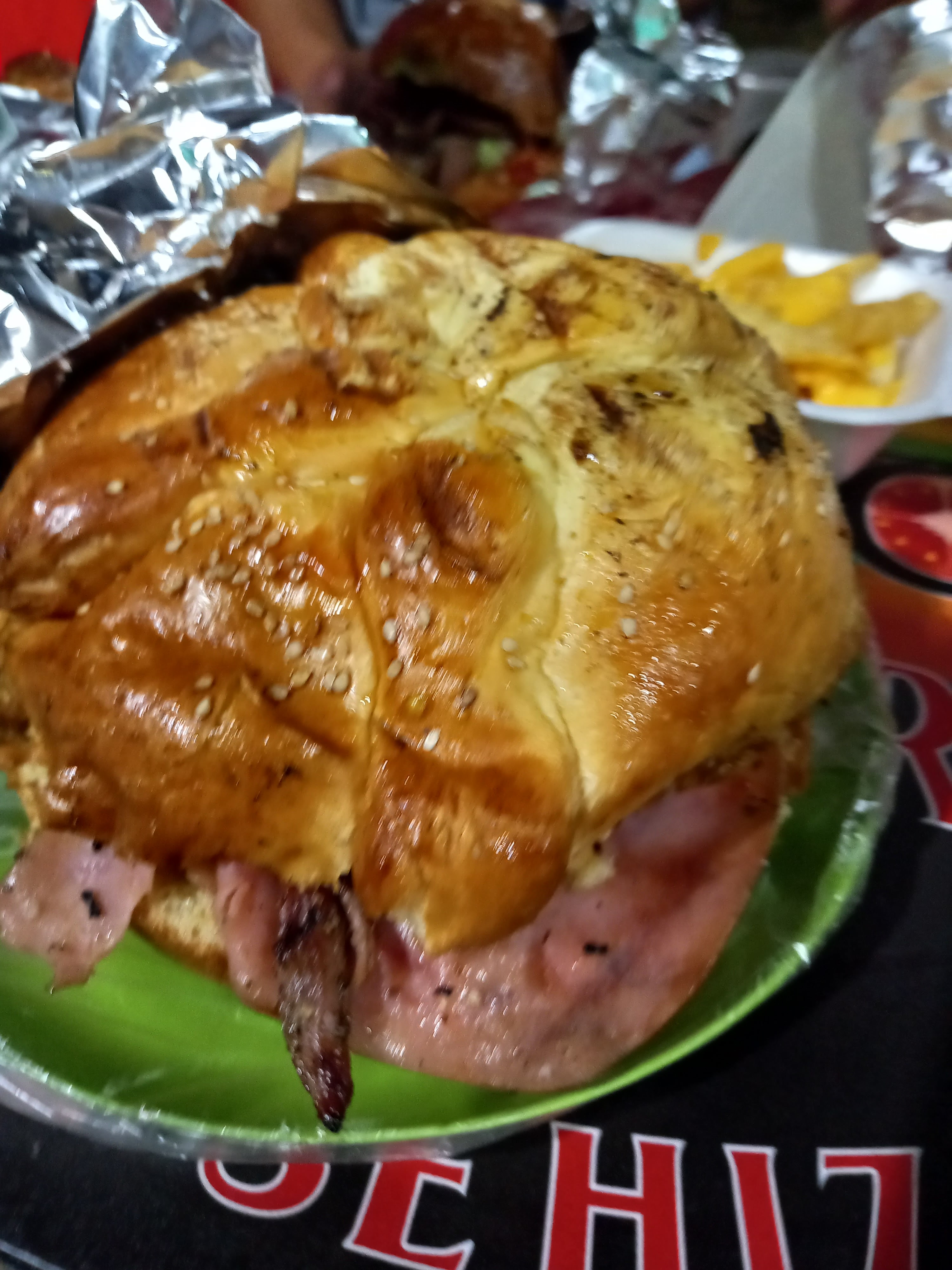 Classic Burger image 8