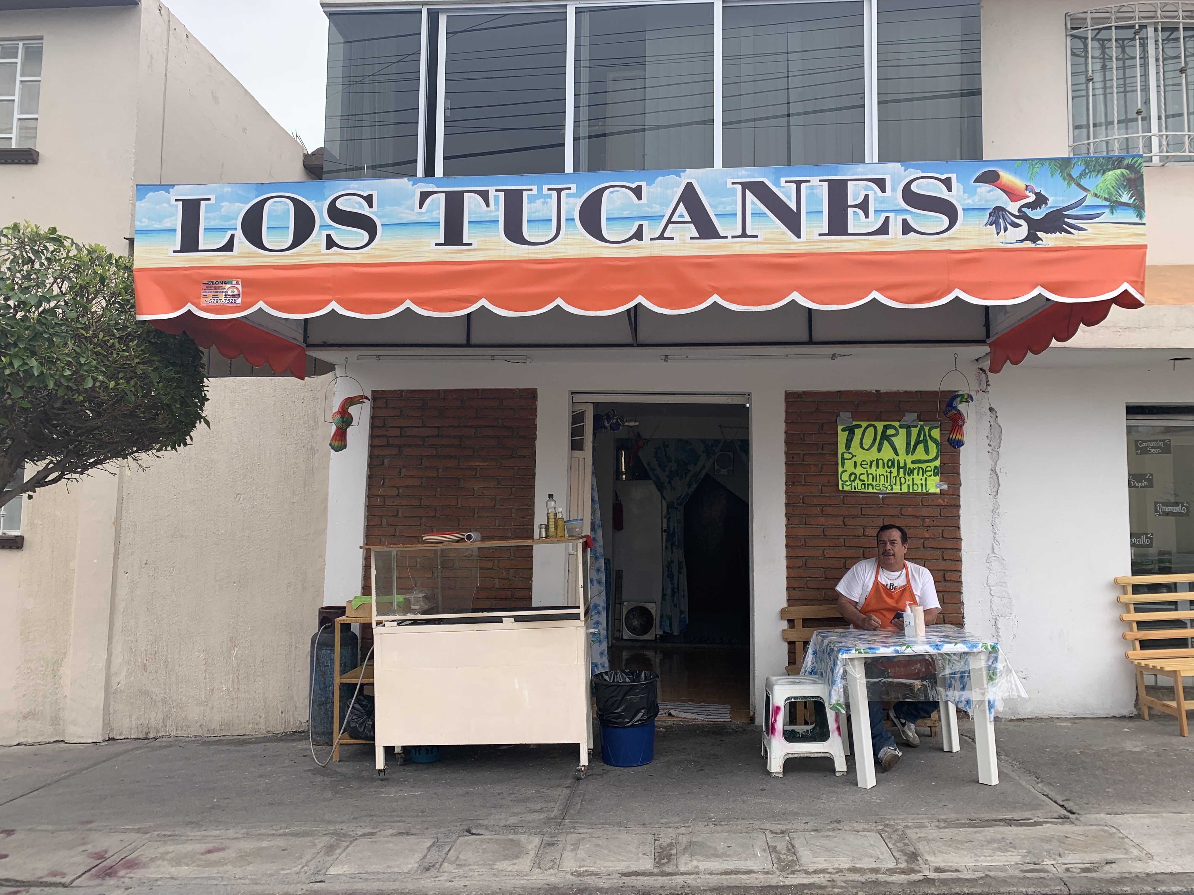 Tortas Los Tucanes image 2