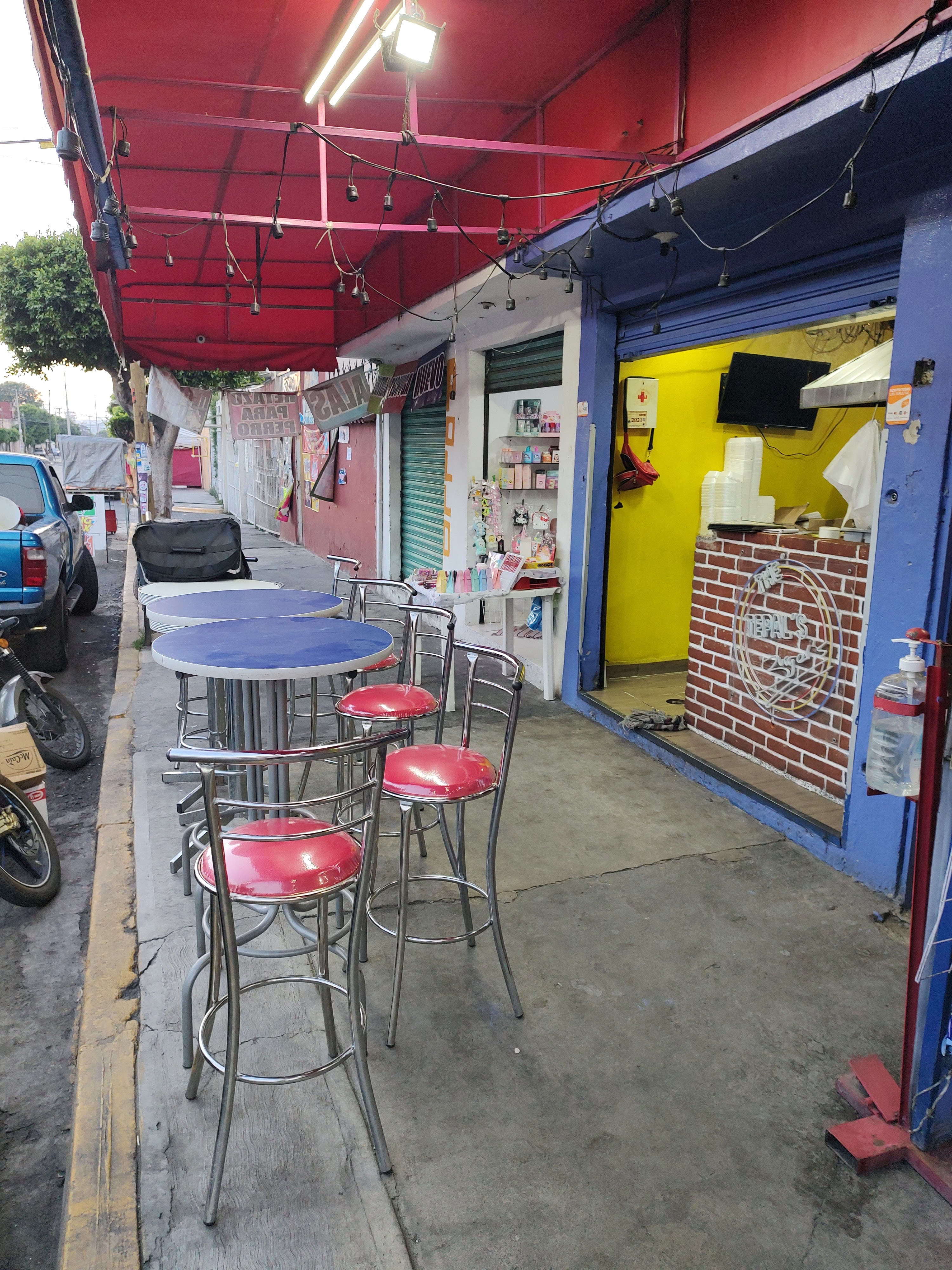 The Tepal's Burger's San buenaventura image 4