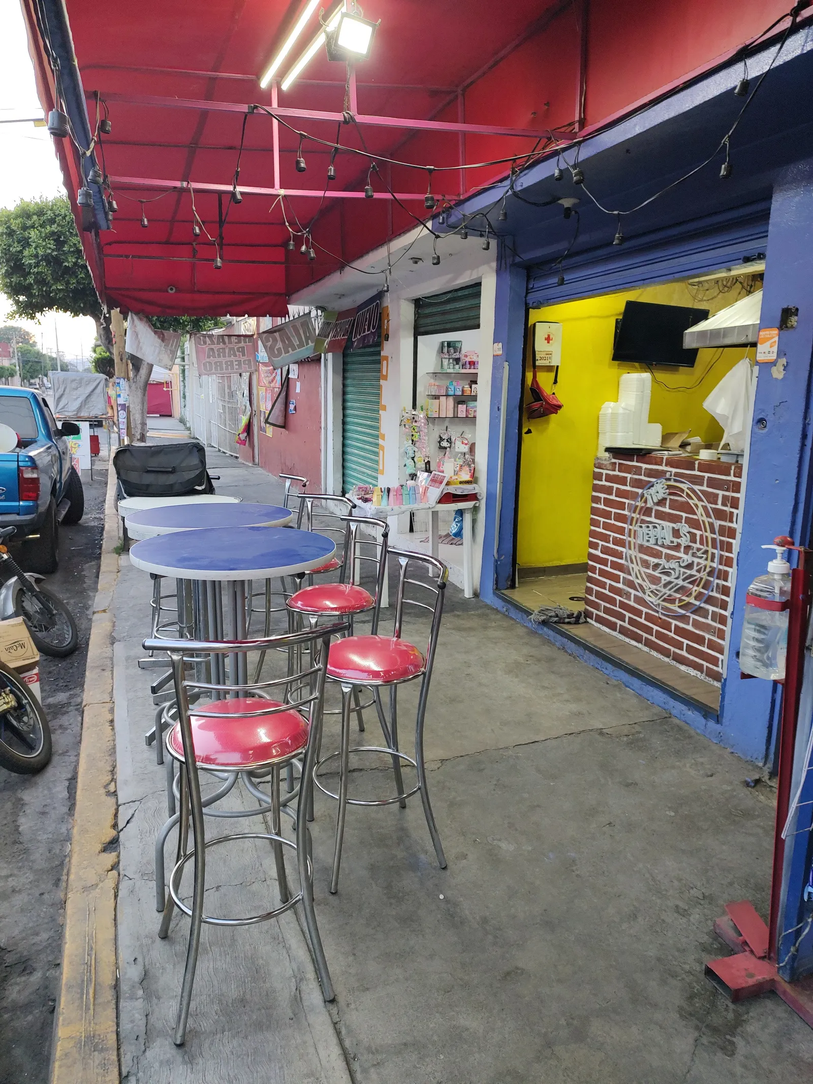 The Tepal's Burger's San buenaventura image 4