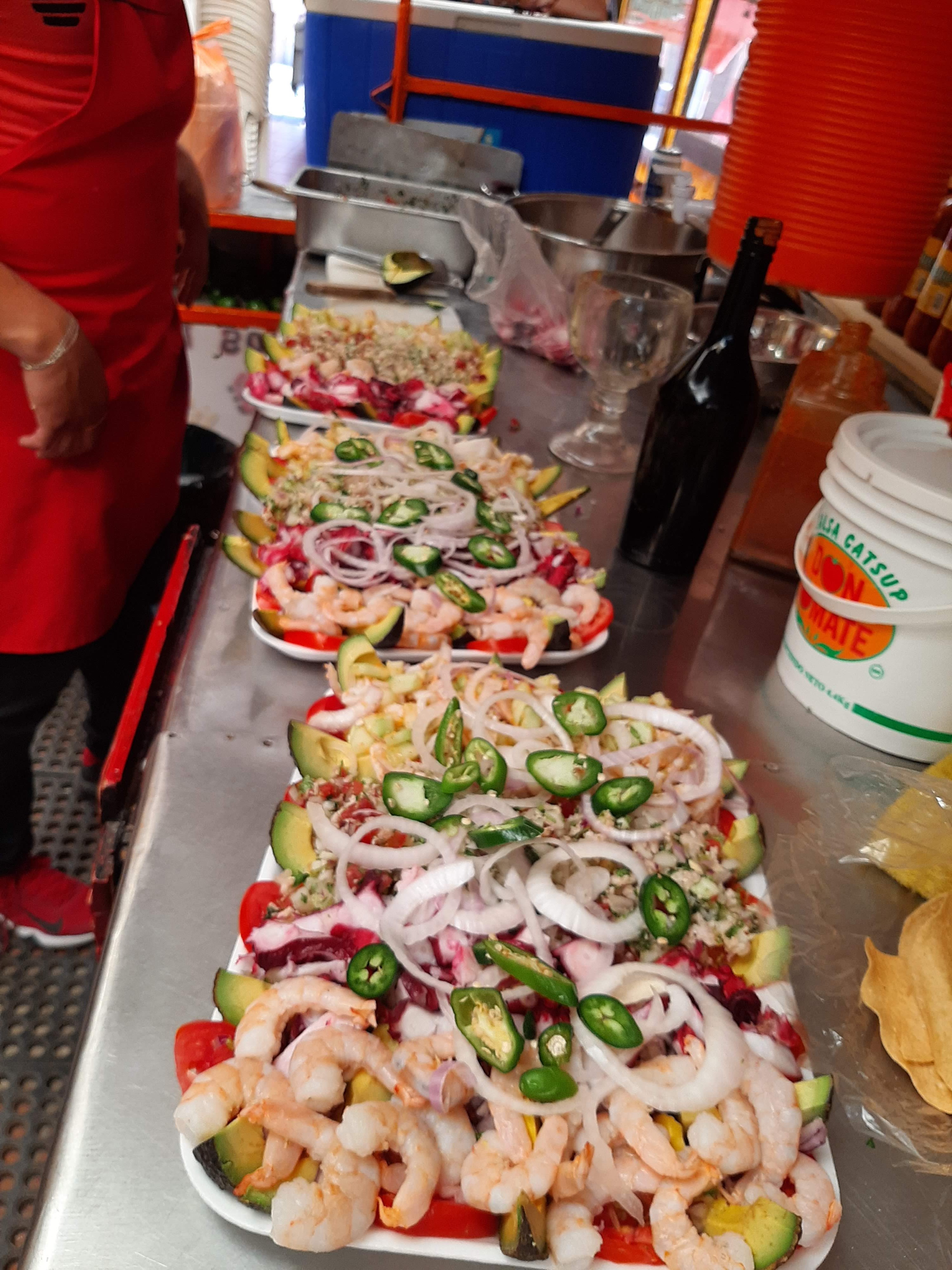 Mariscos Flipper image 3