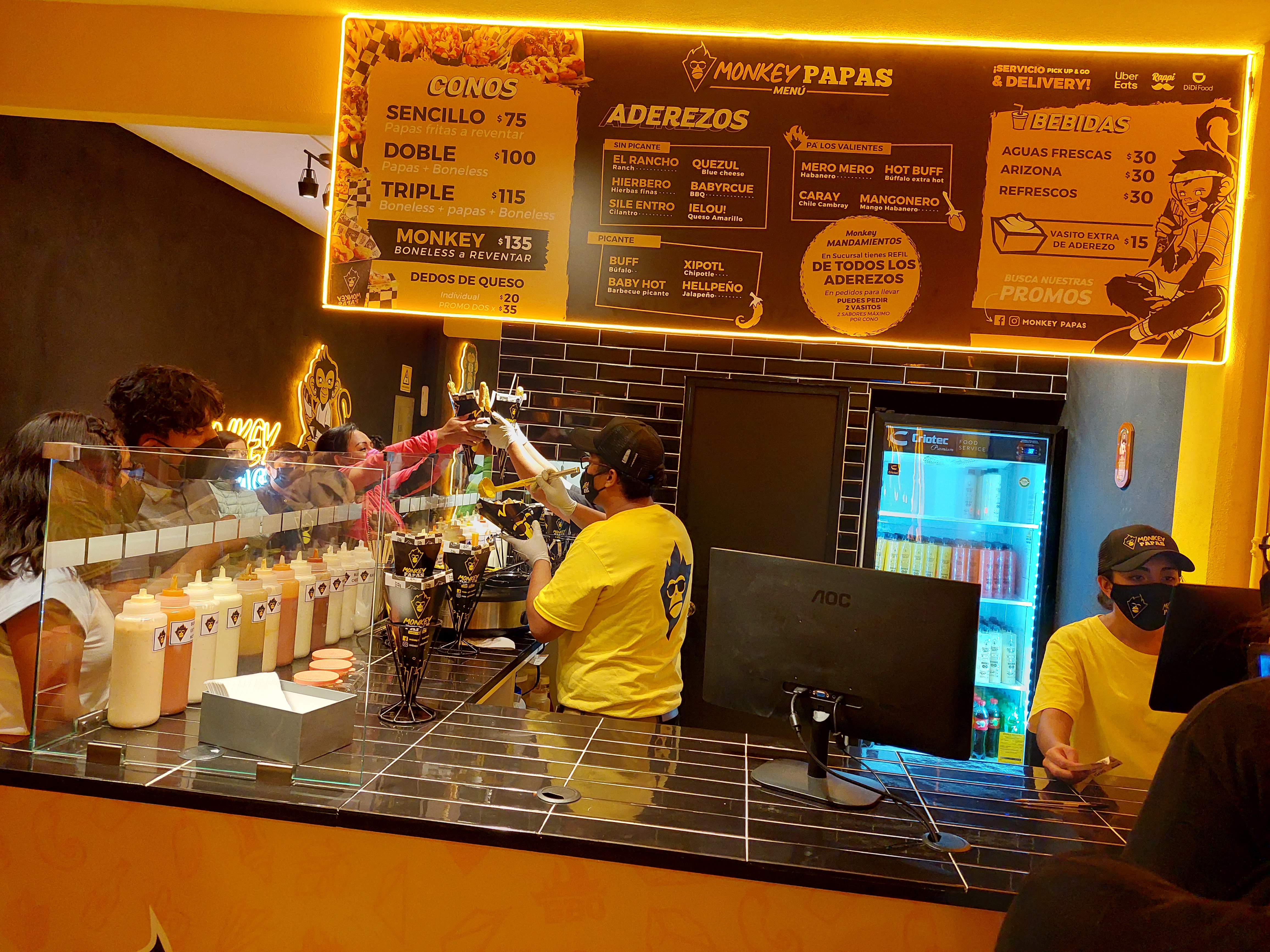 Monkey Papas Suc. Tizayuca image 1