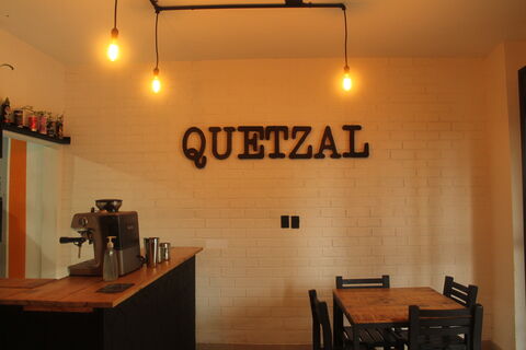 Quetzal Café Y Cerveza image 1