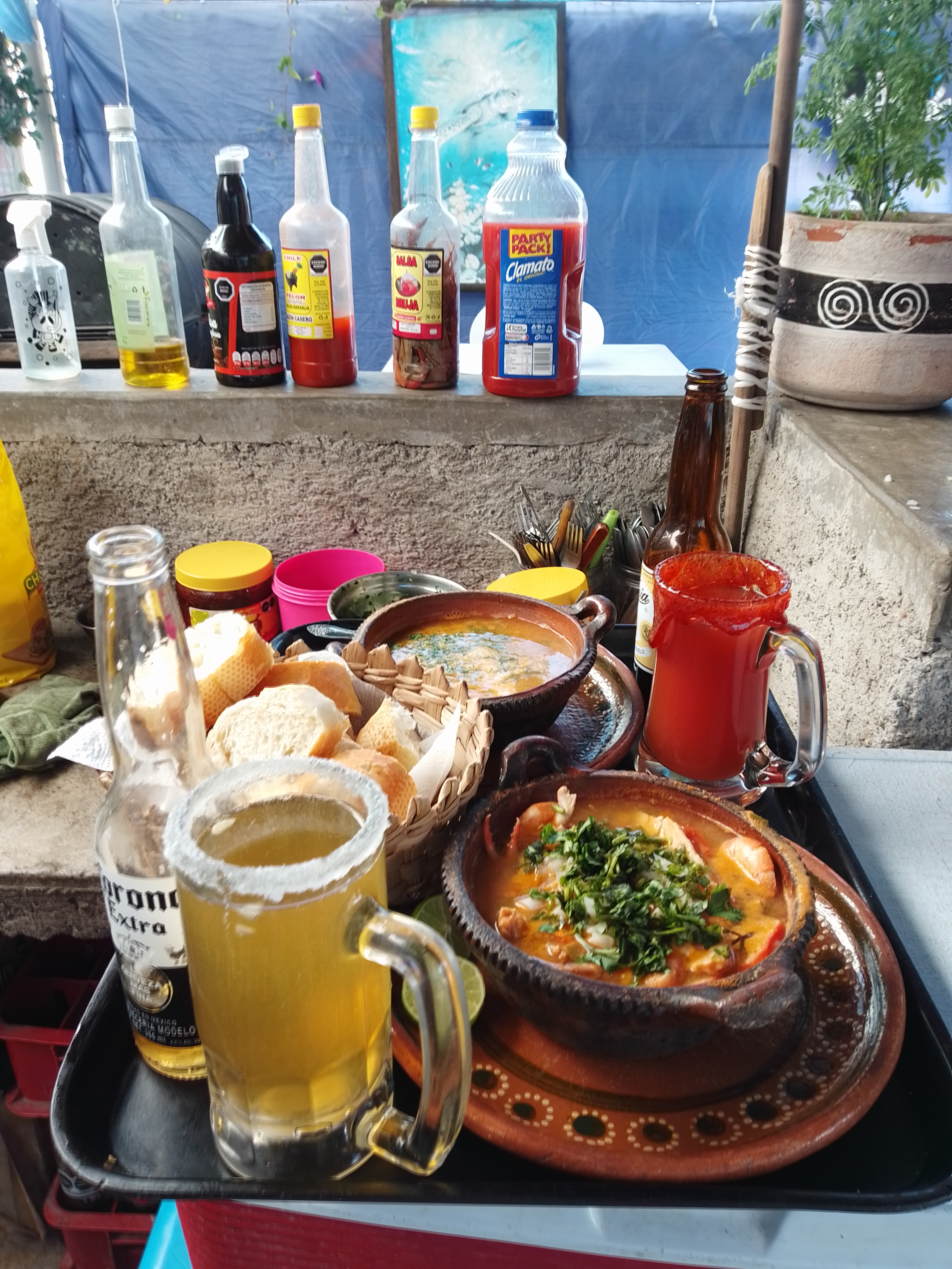 Marisquería el Megalodón image 8