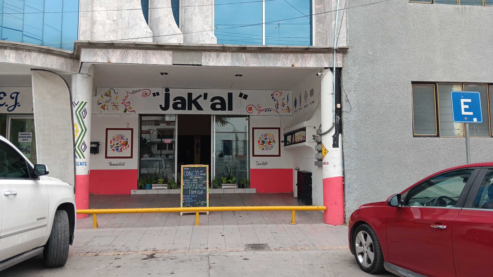 Restaurante "jakal" image 6