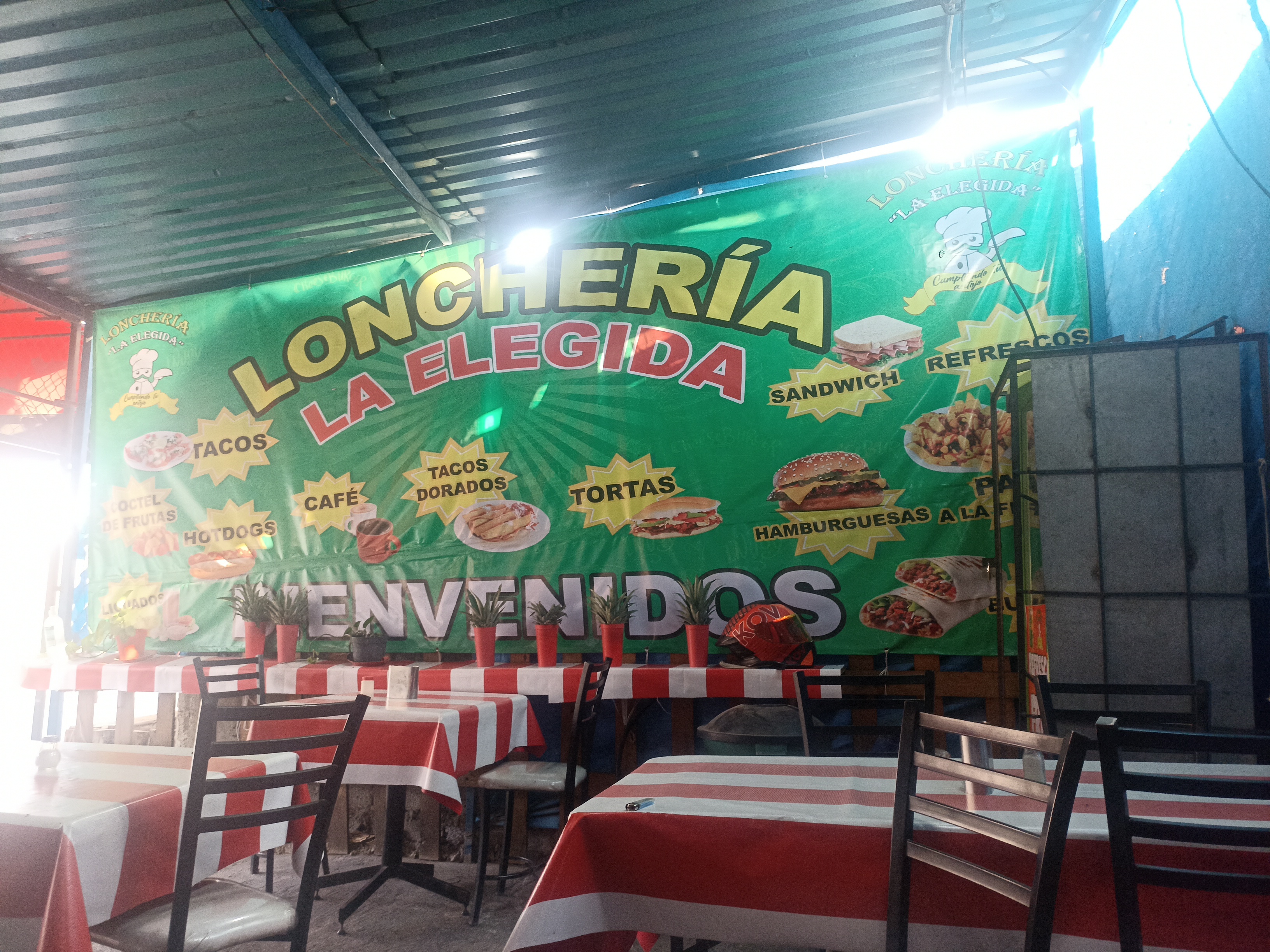 Loncheria LA ELEGIDA image 2