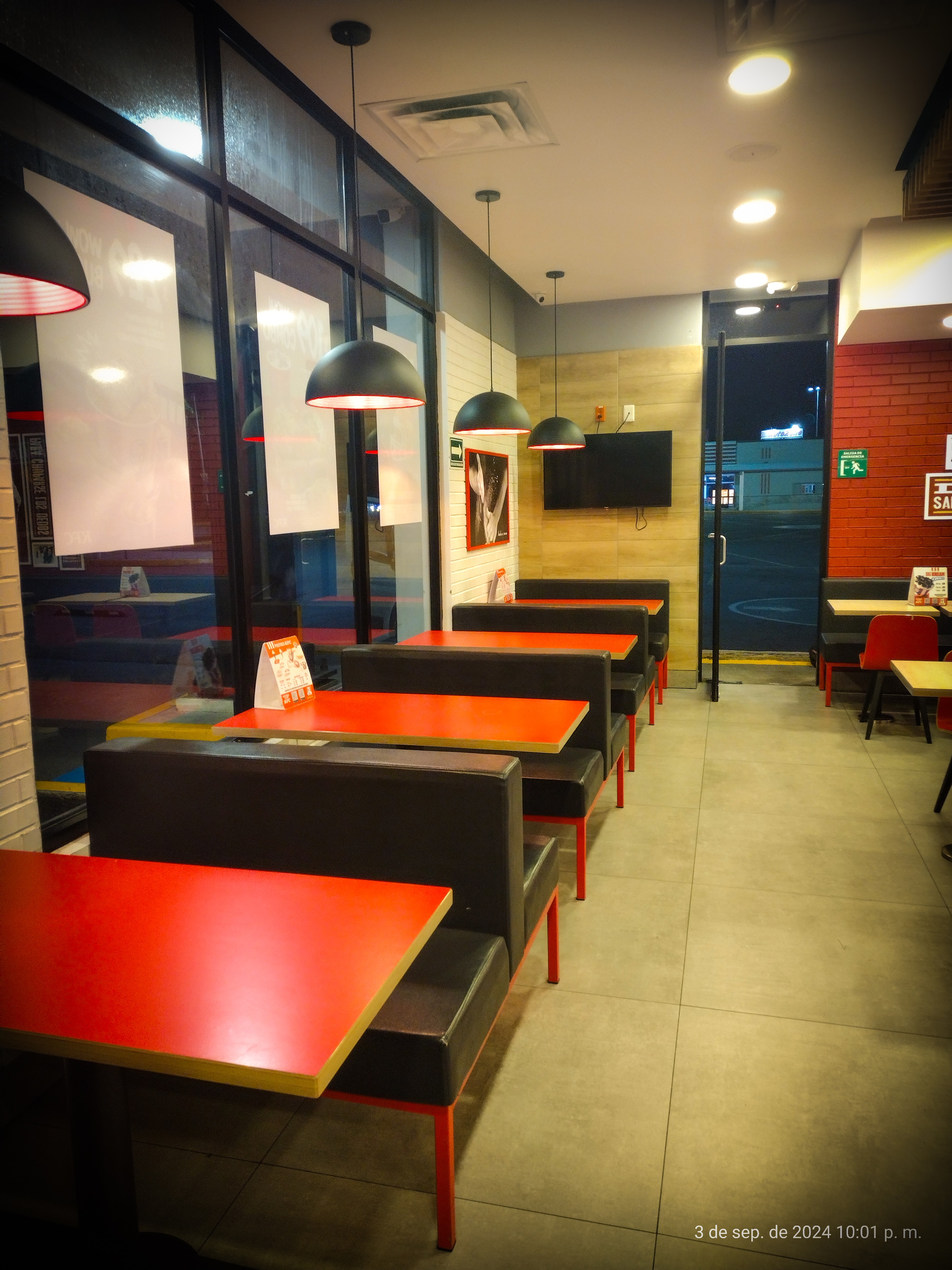 KFC image 7