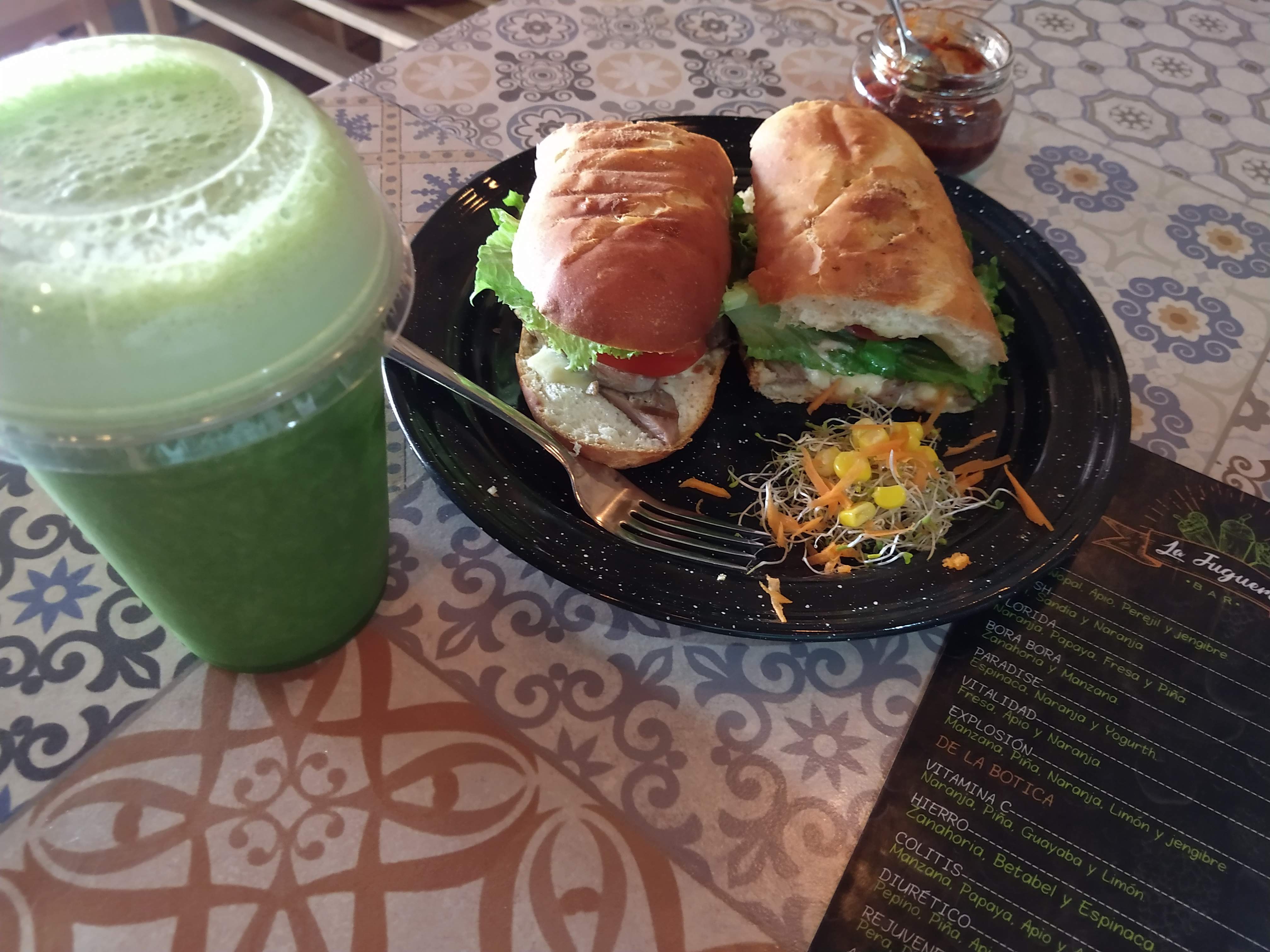 La Juguería Bar image 7