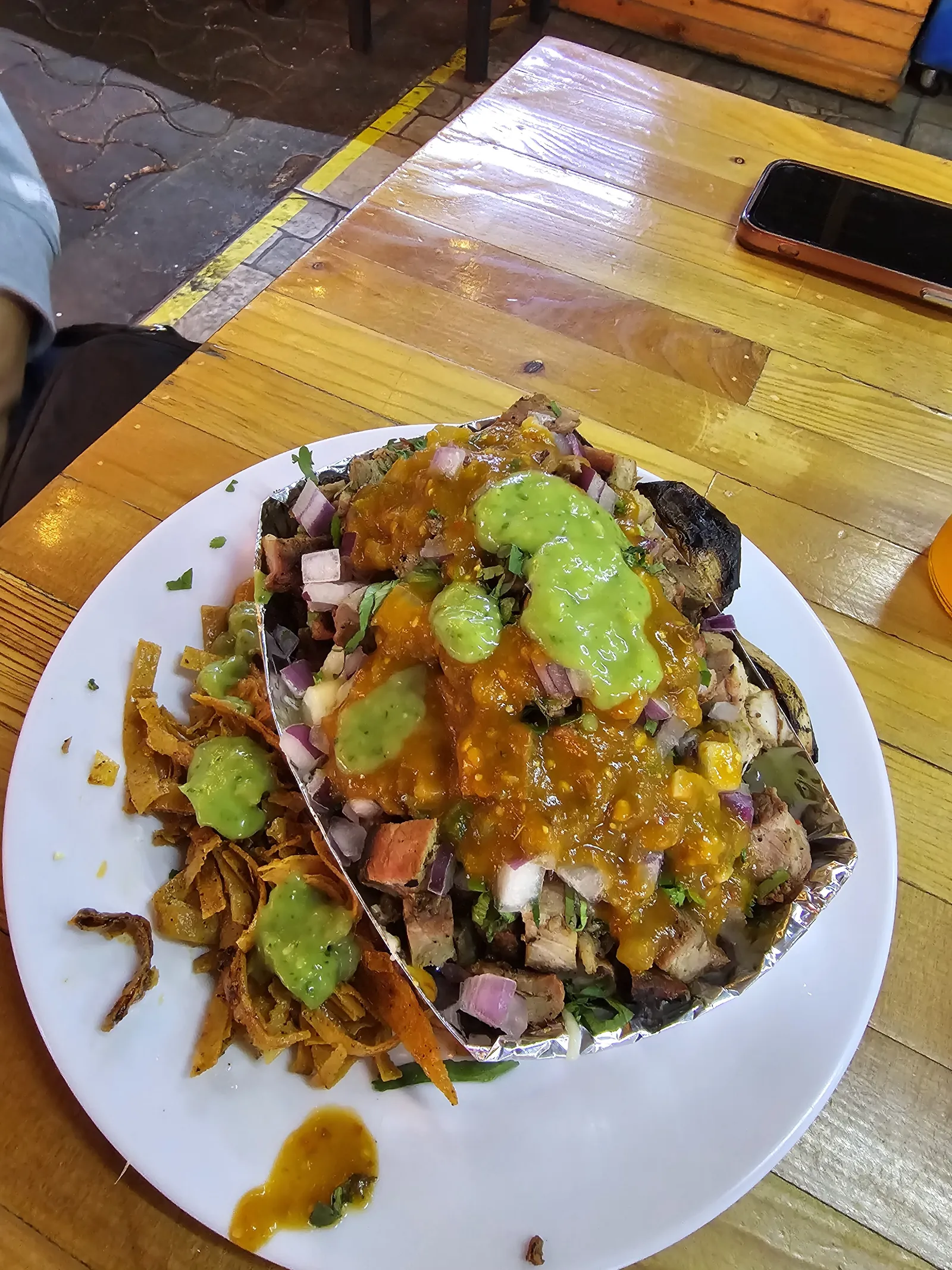 Los Pinches Tacos image 2