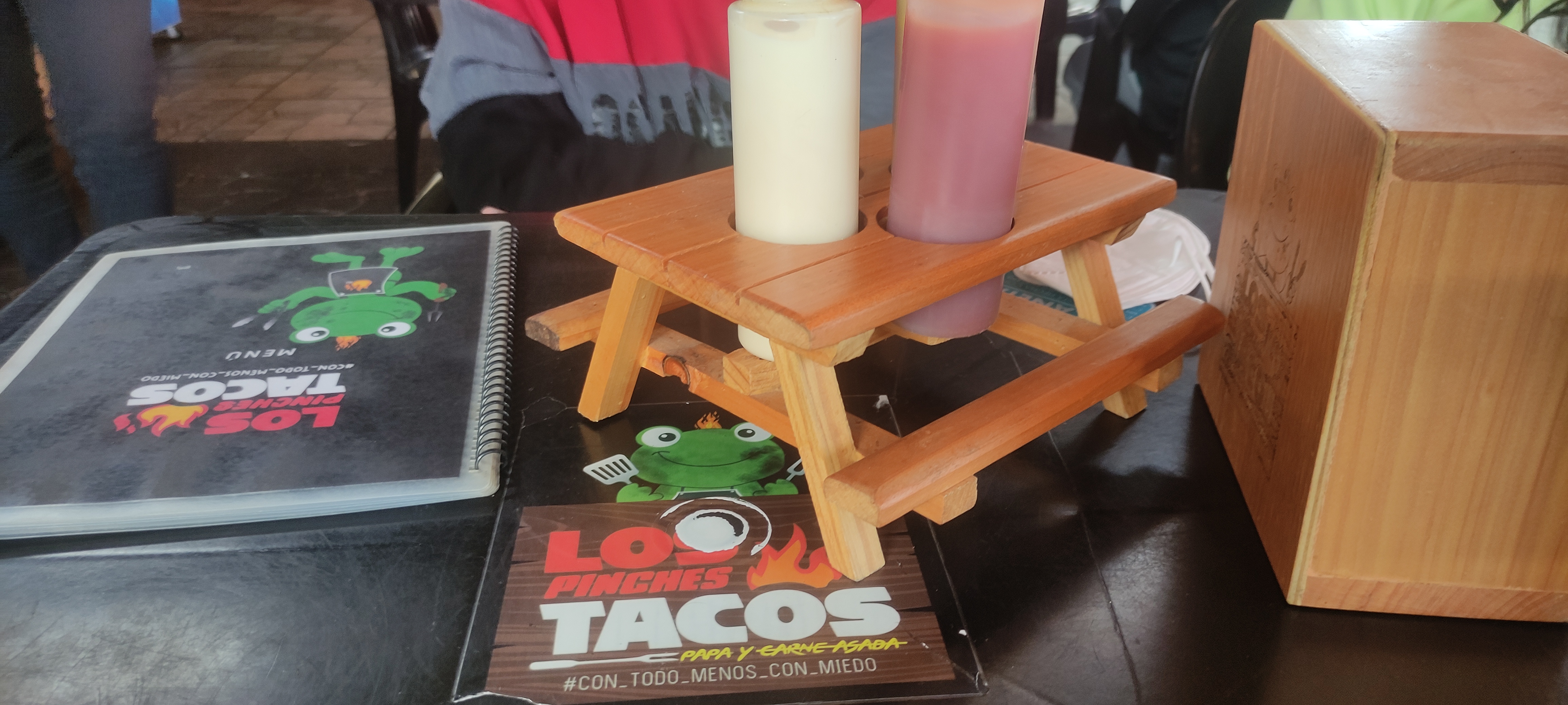 Los Pinches Tacos image 8