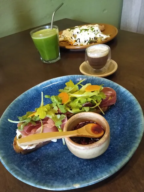 Romero Brunch image 2