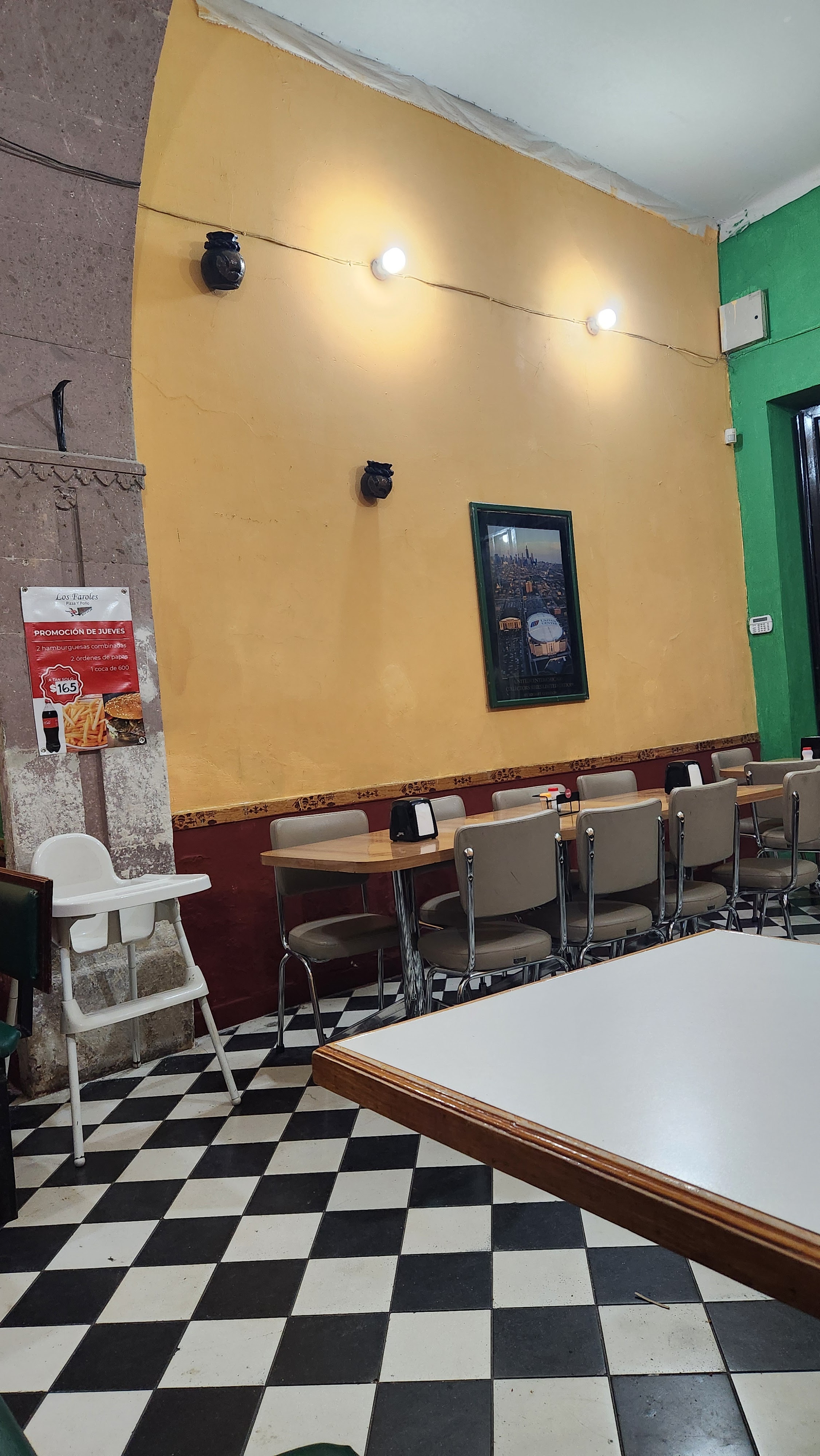 Los Faroles PIZZA Y POLLO image 3