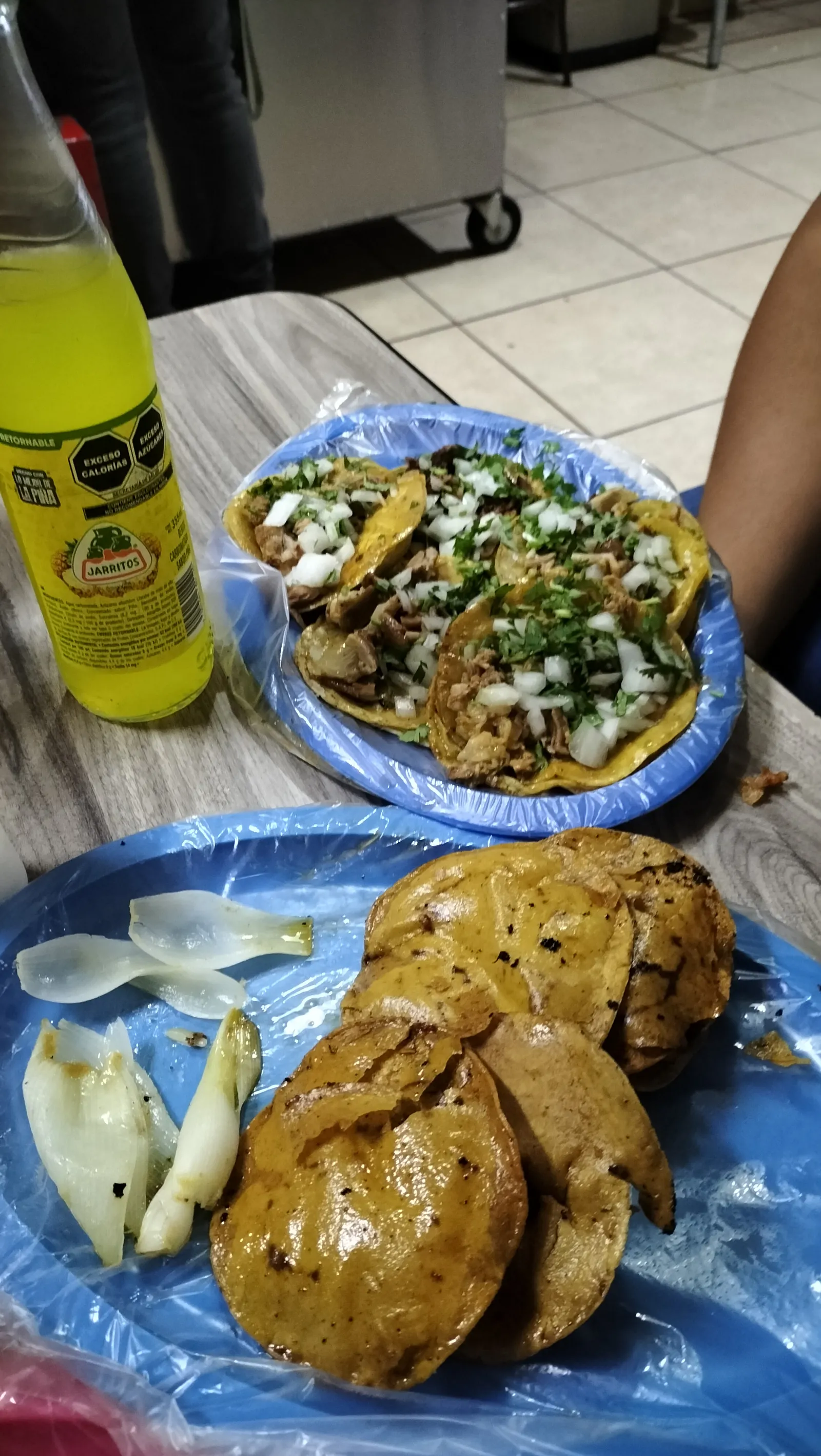 EL CHIDO image 6