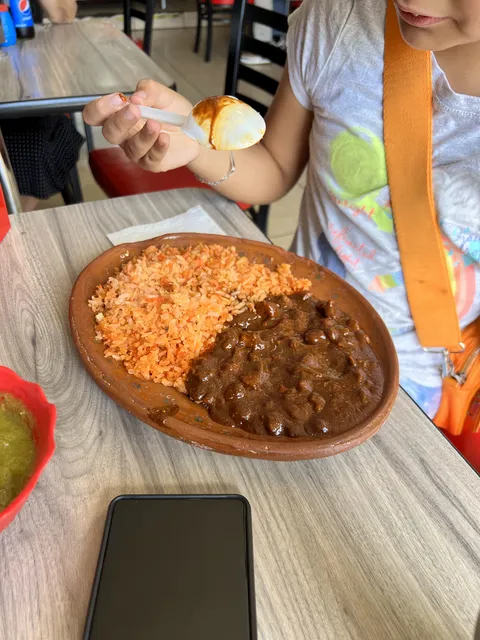 EL CHIDO image 8