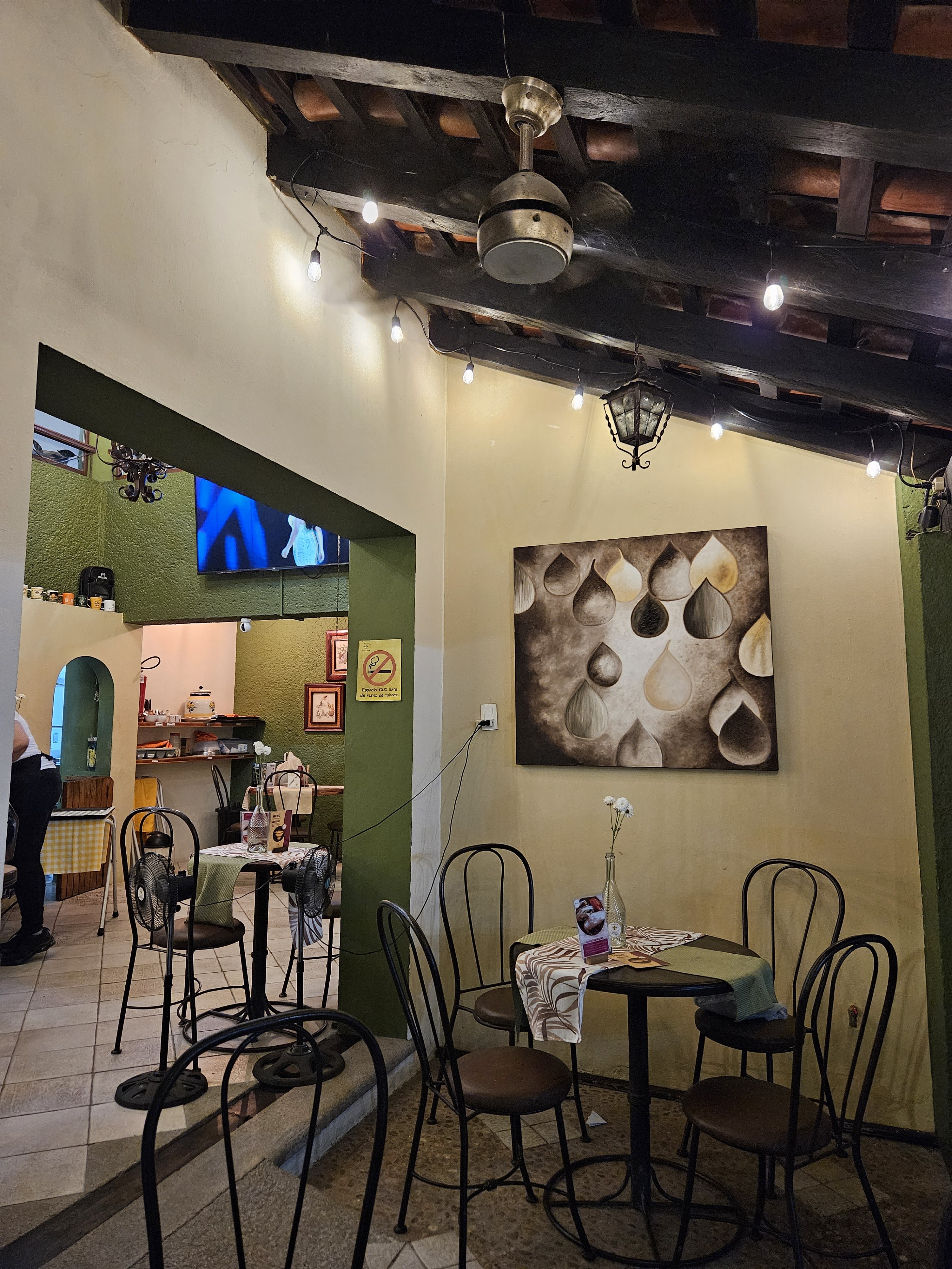 Café De Yara image 4