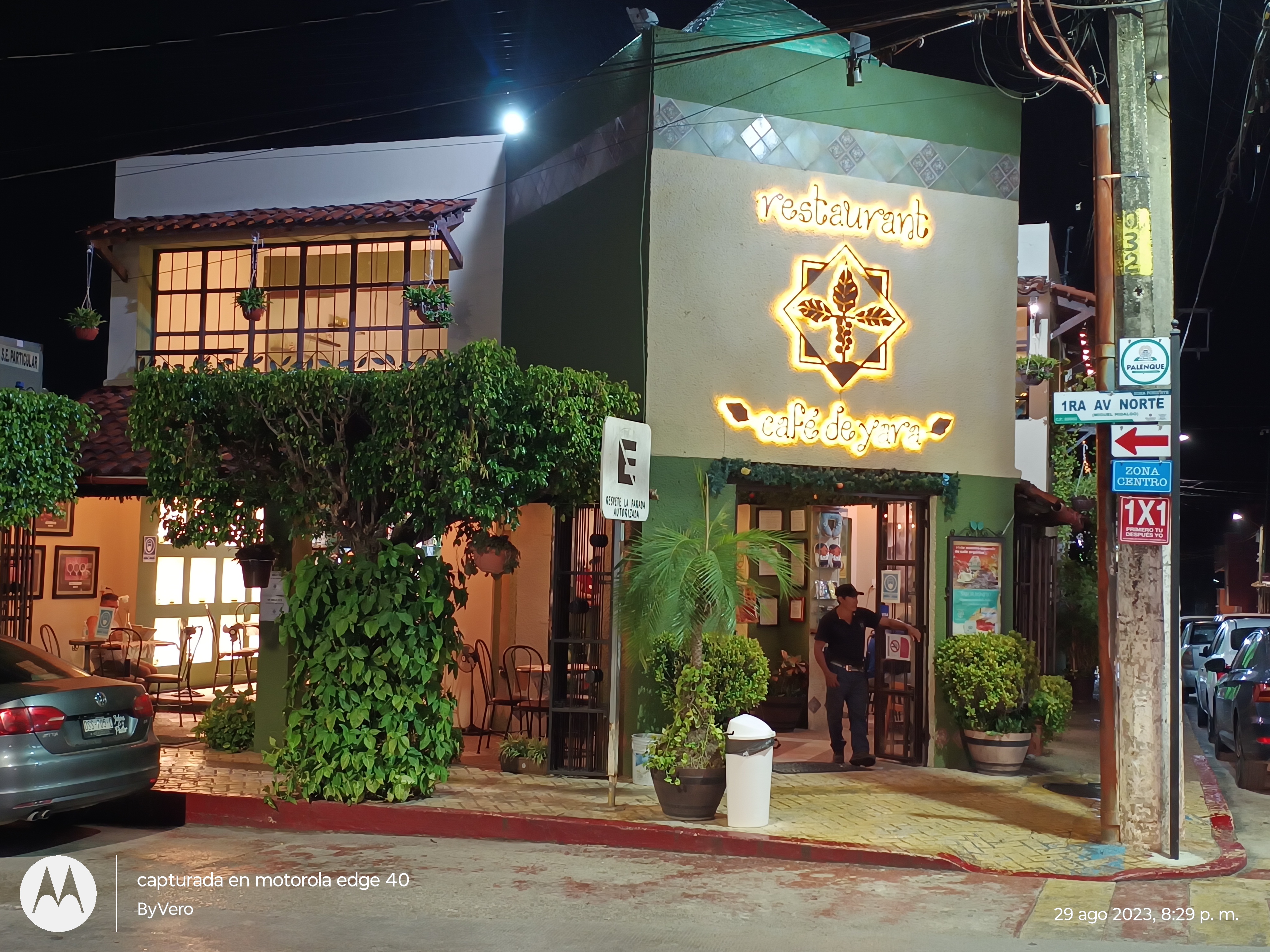 Café De Yara image 6