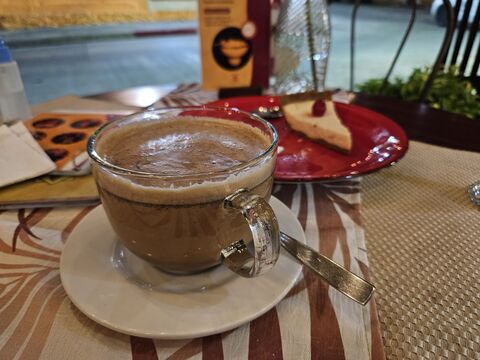 Café De Yara image 7