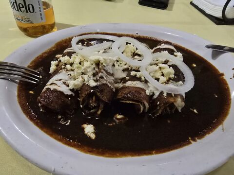 Las Tinajas image 4