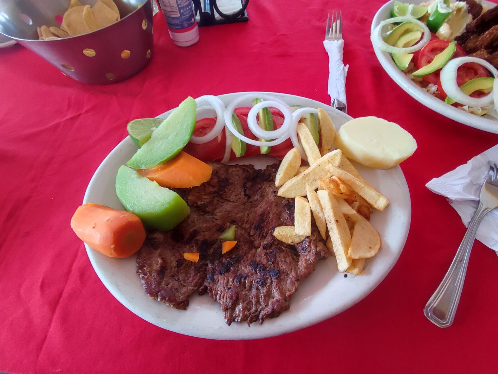 Las Tinajas image 8
