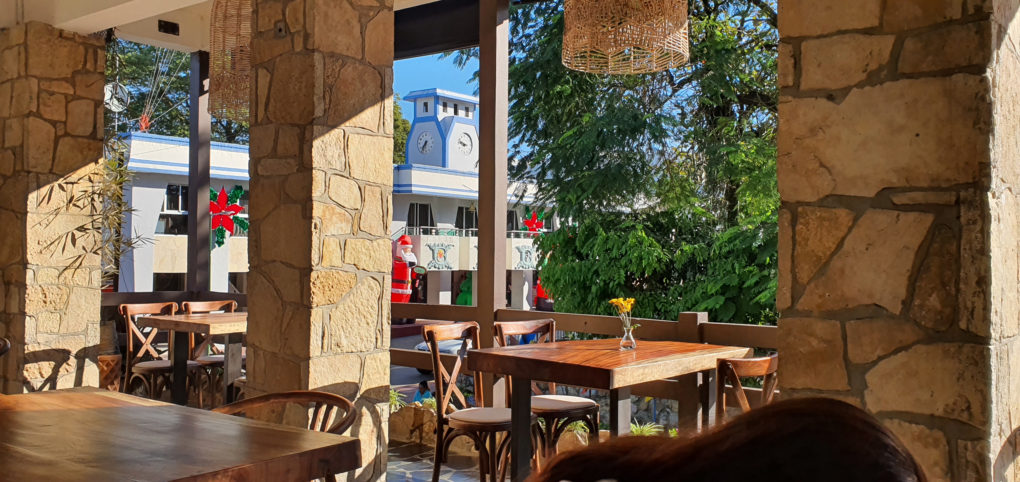 Restaurante terraza Hà image 5