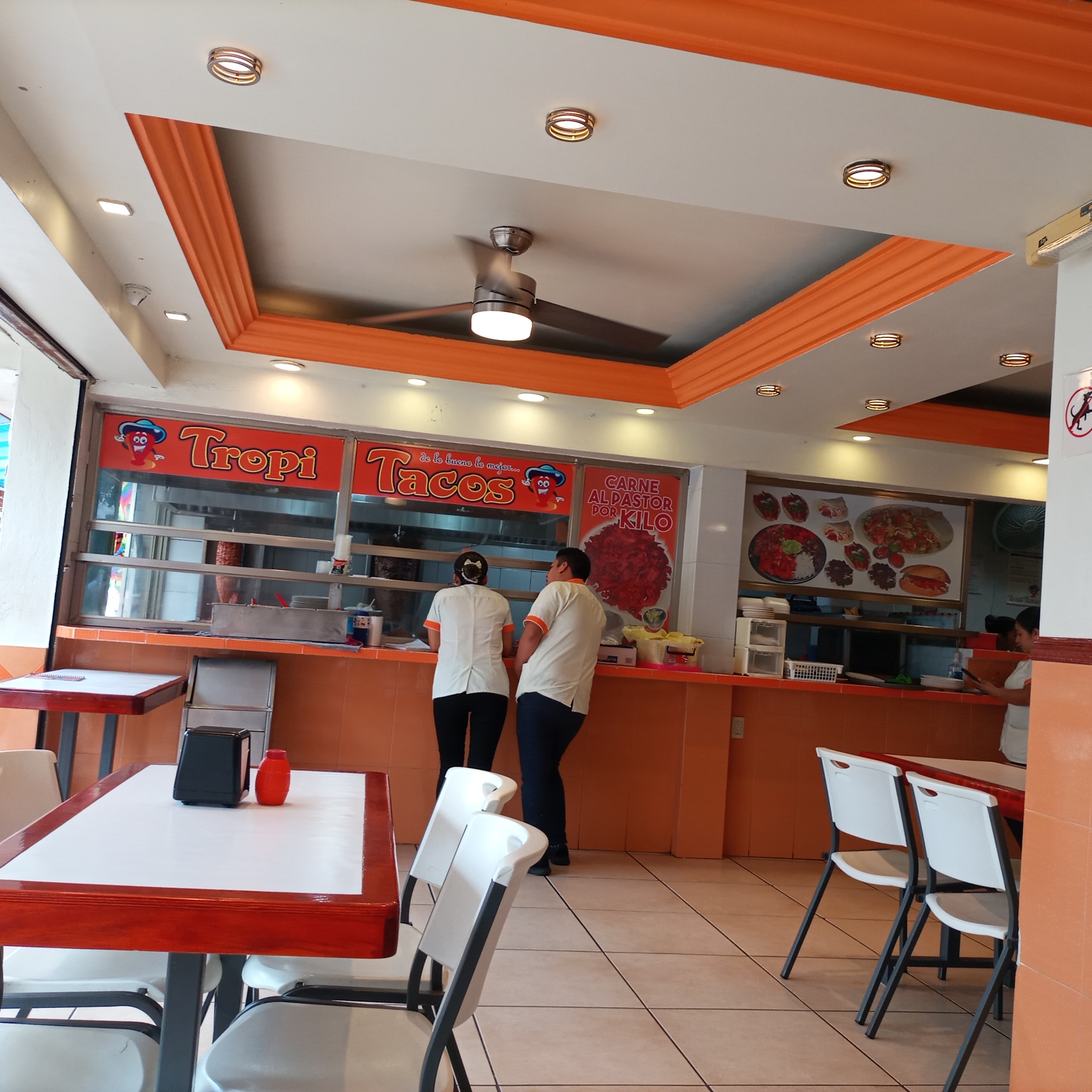 Taquería Tropitacos image 6