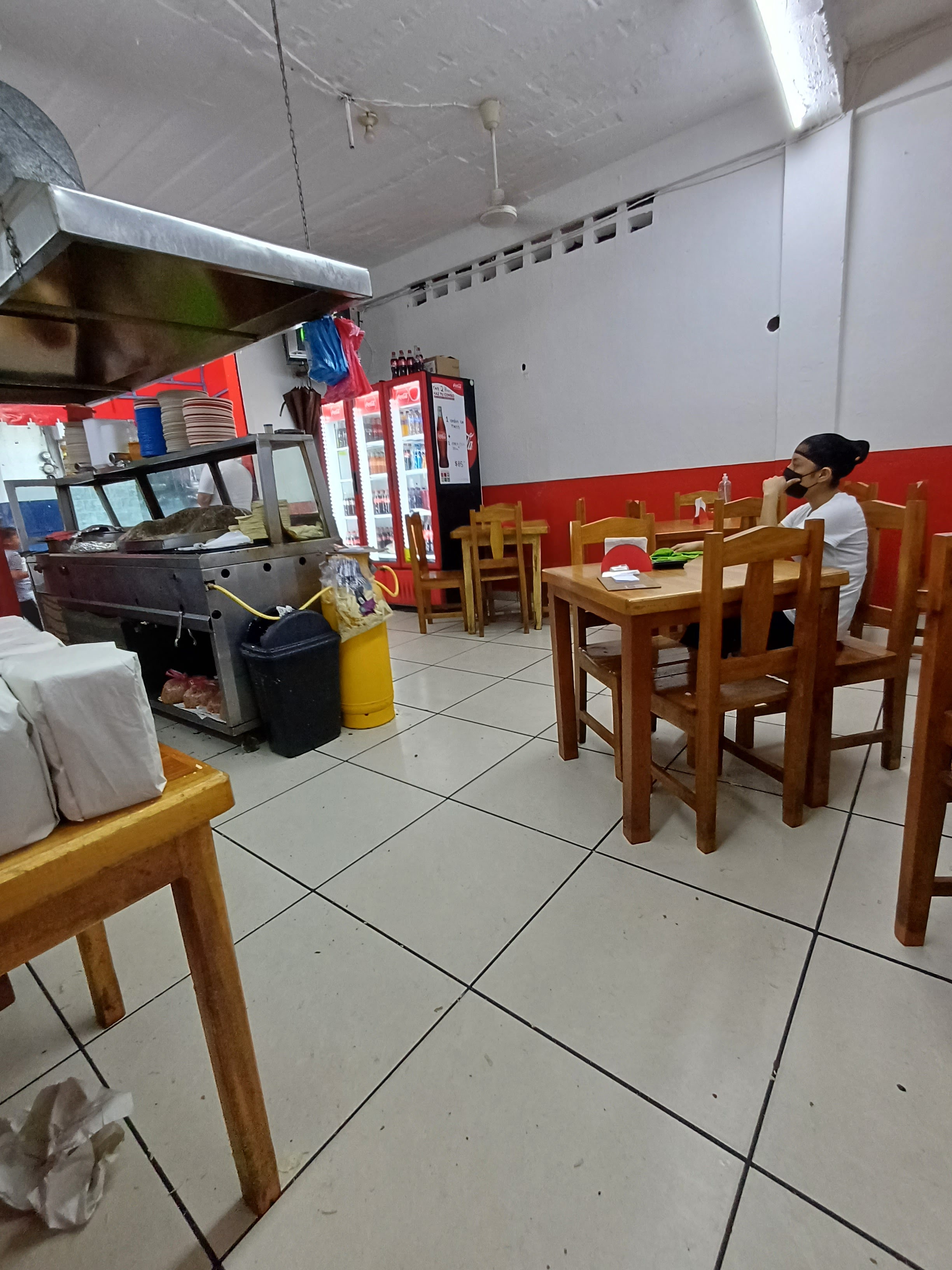 Taqueria 2 Hermanos image 4