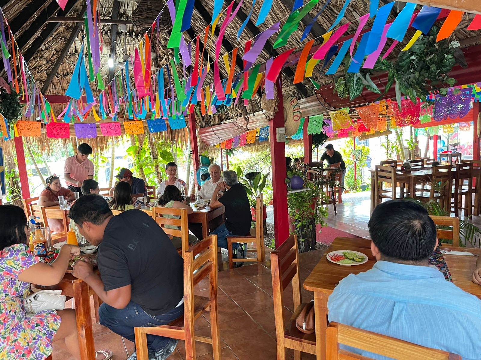 La Tilapia Palapa Familiar image 1